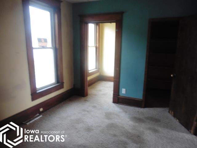 321 3rd Street, Moorhead, Iowa image 7