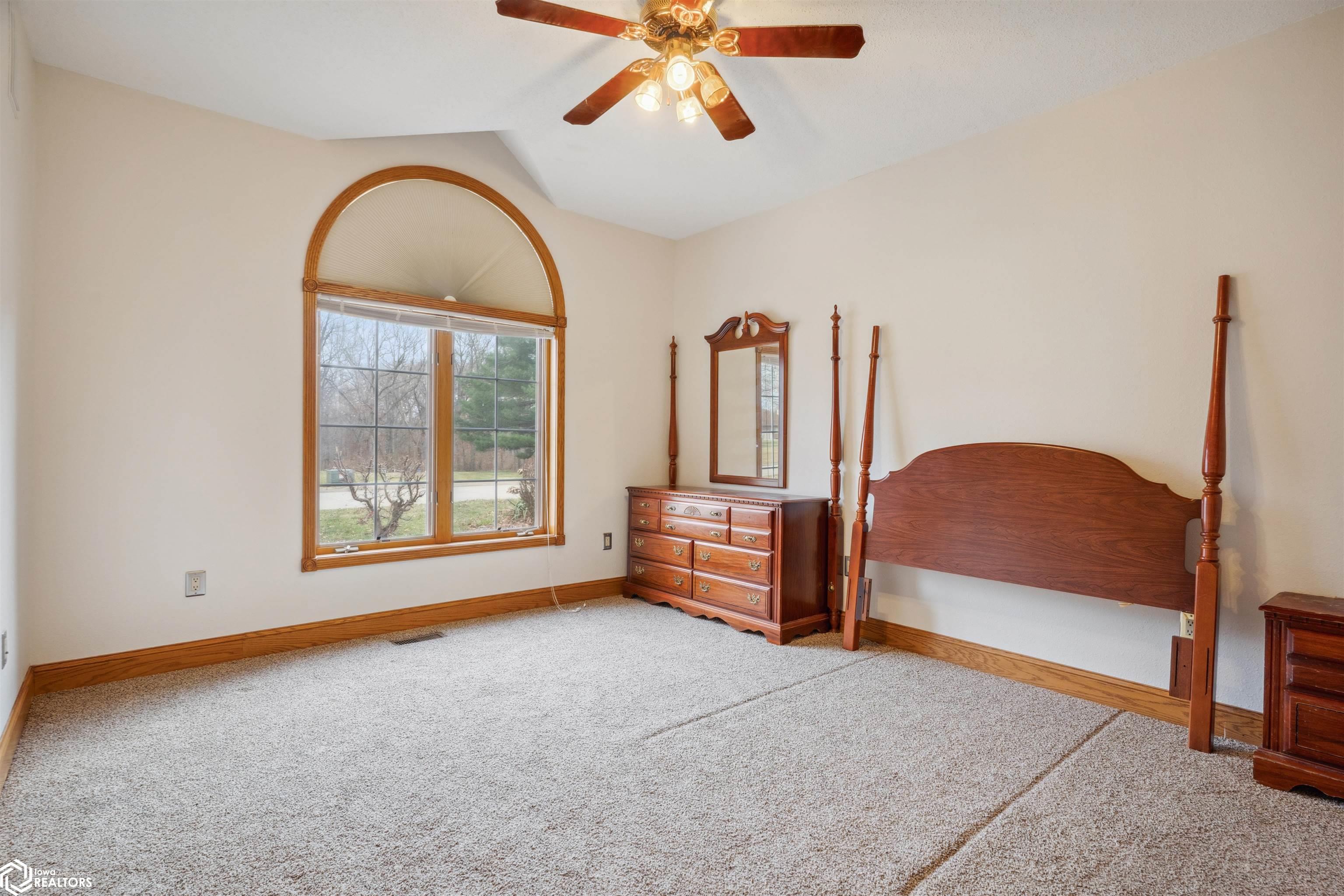 2917 Woodland Drive, Burlington, Iowa image 15