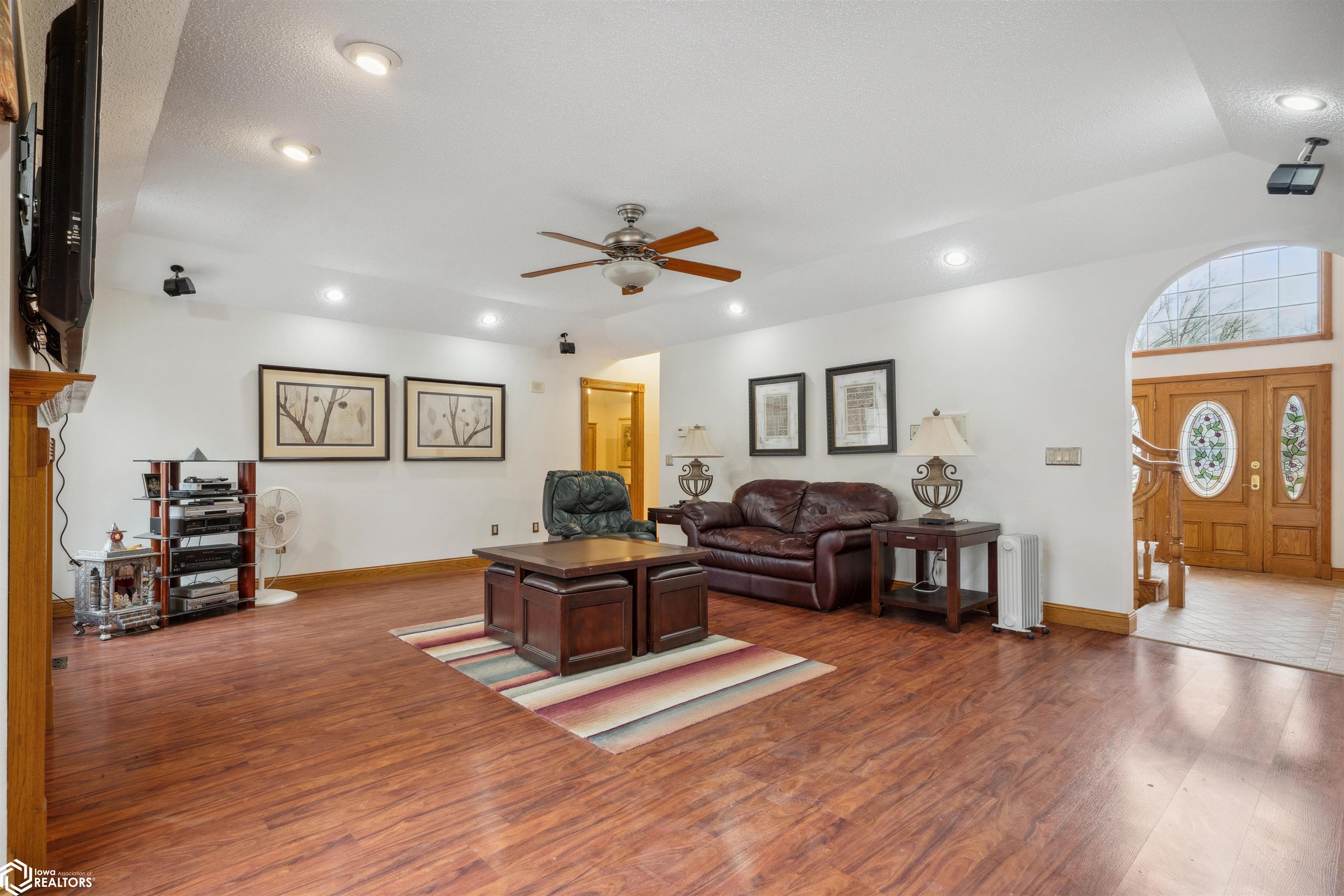 2917 Woodland Drive, Burlington, Iowa image 18