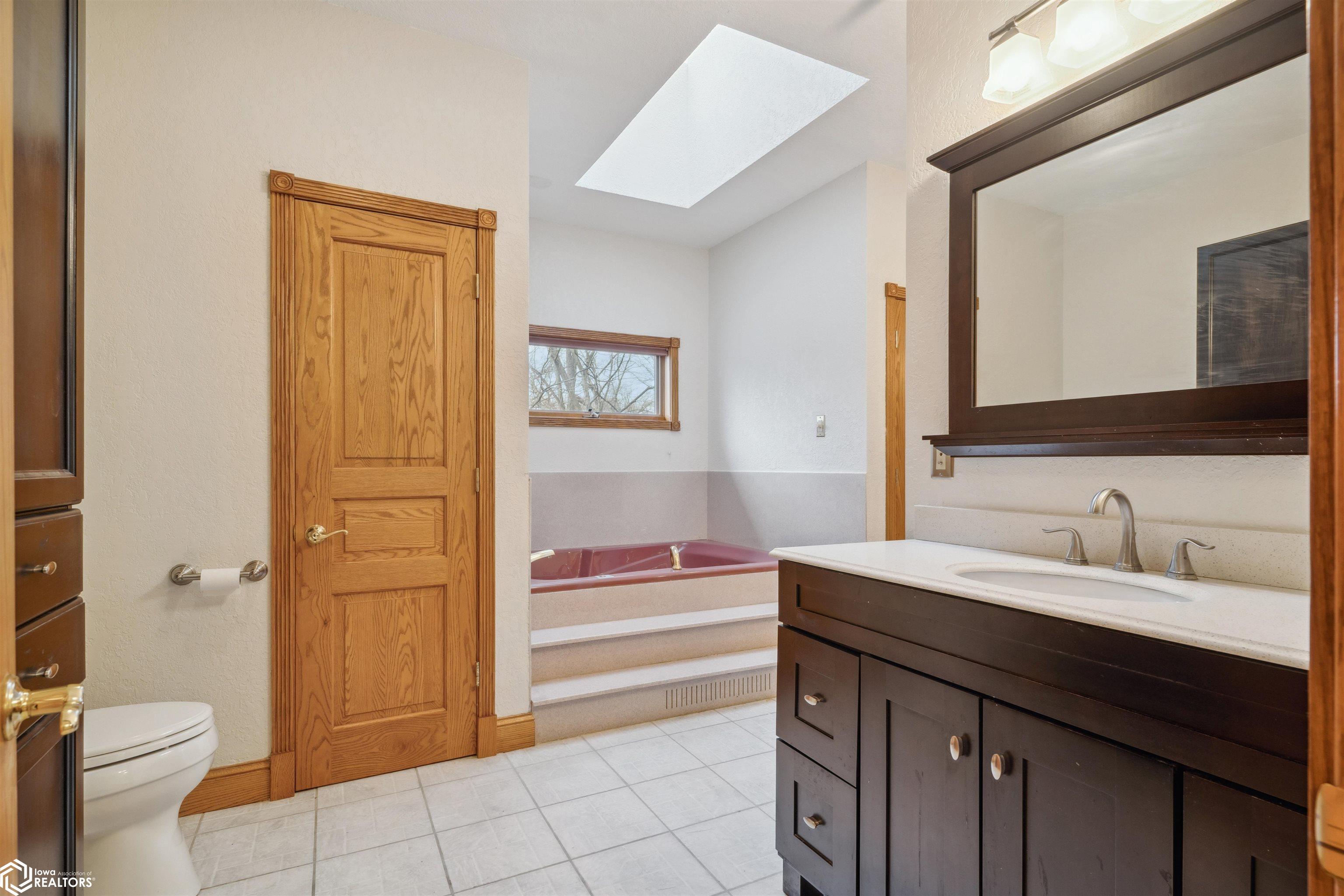 2917 Woodland Drive, Burlington, Iowa image 22