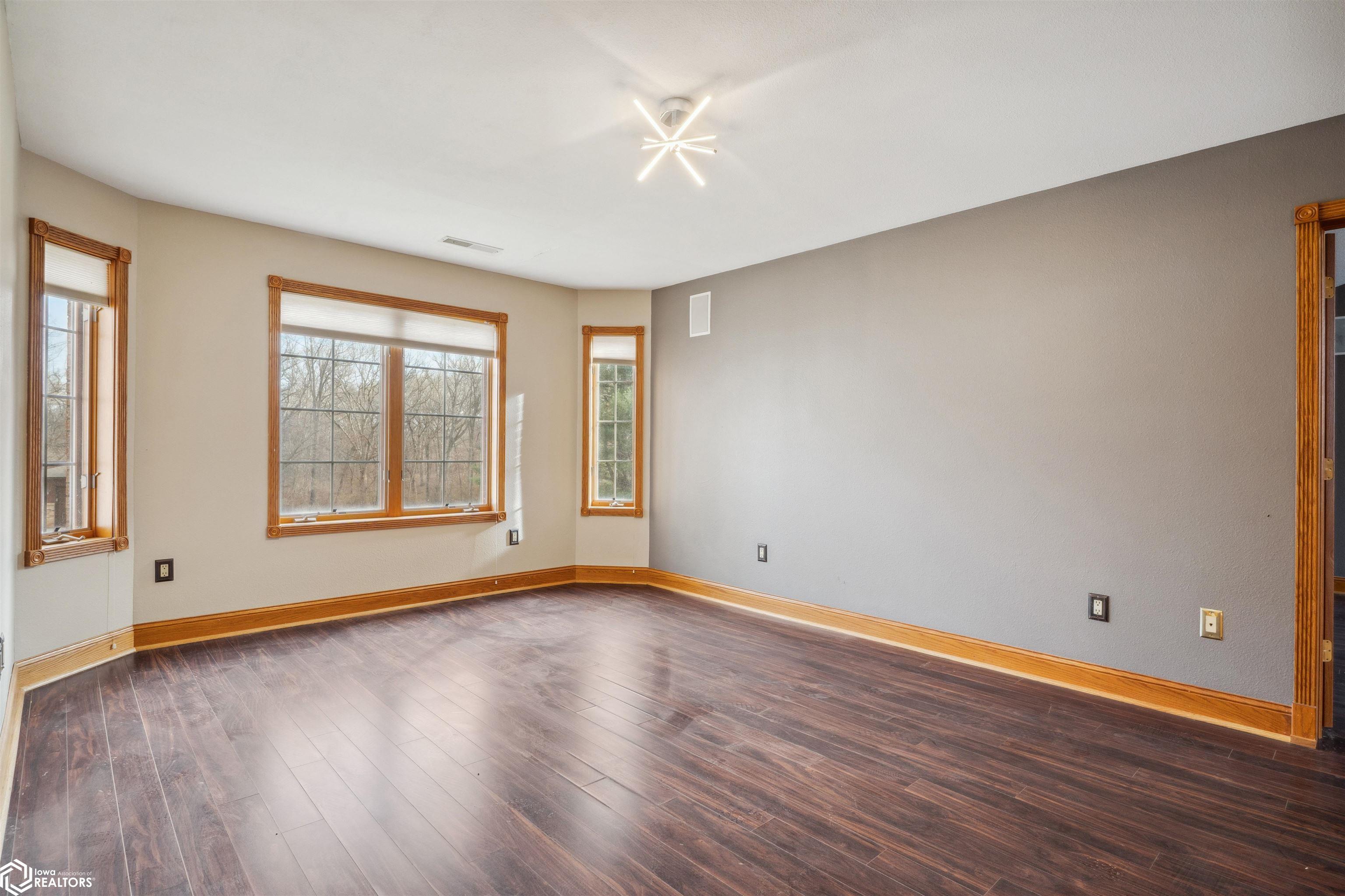 2917 Woodland Drive, Burlington, Iowa image 25