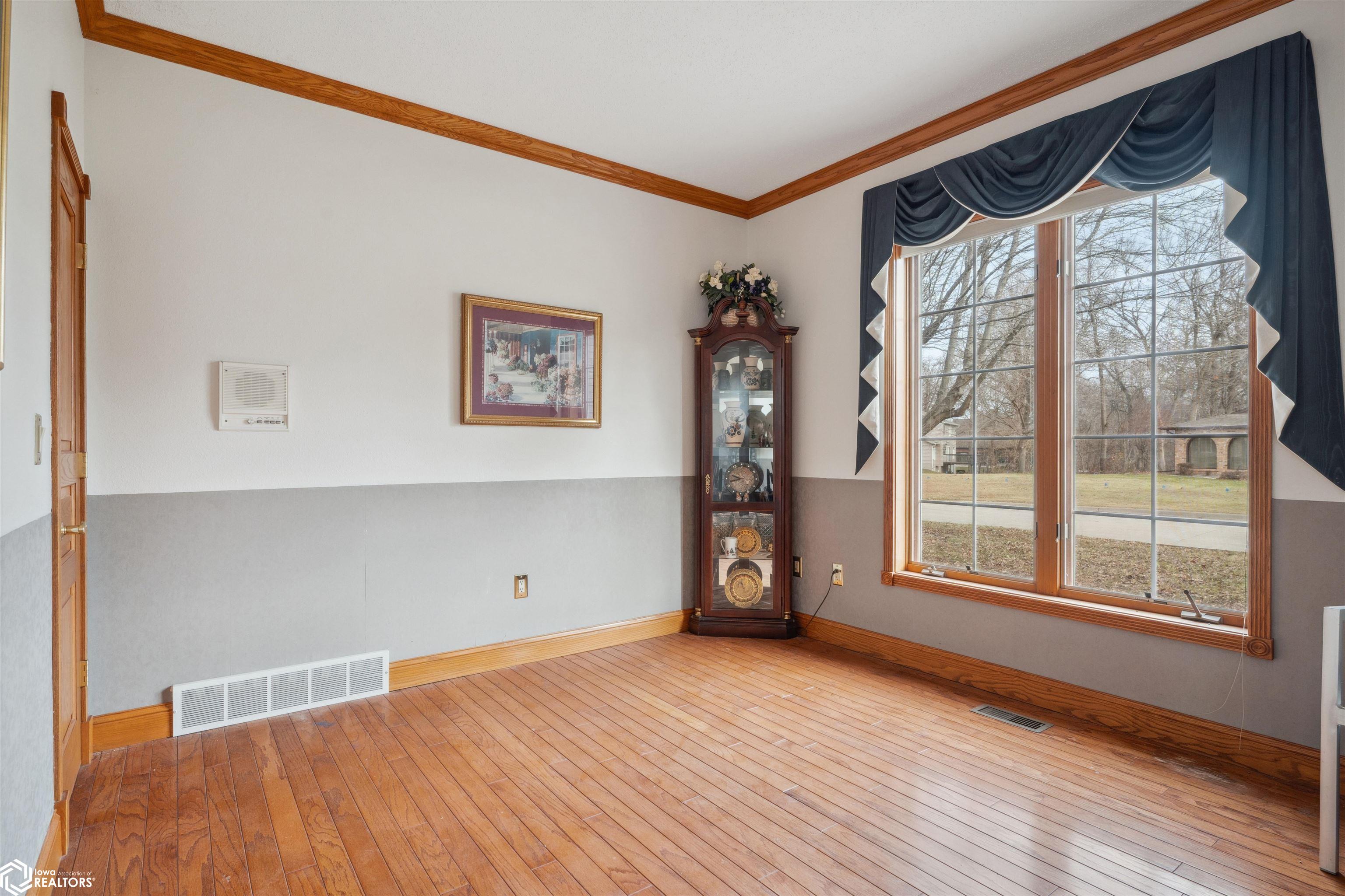 2917 Woodland Drive, Burlington, Iowa image 4