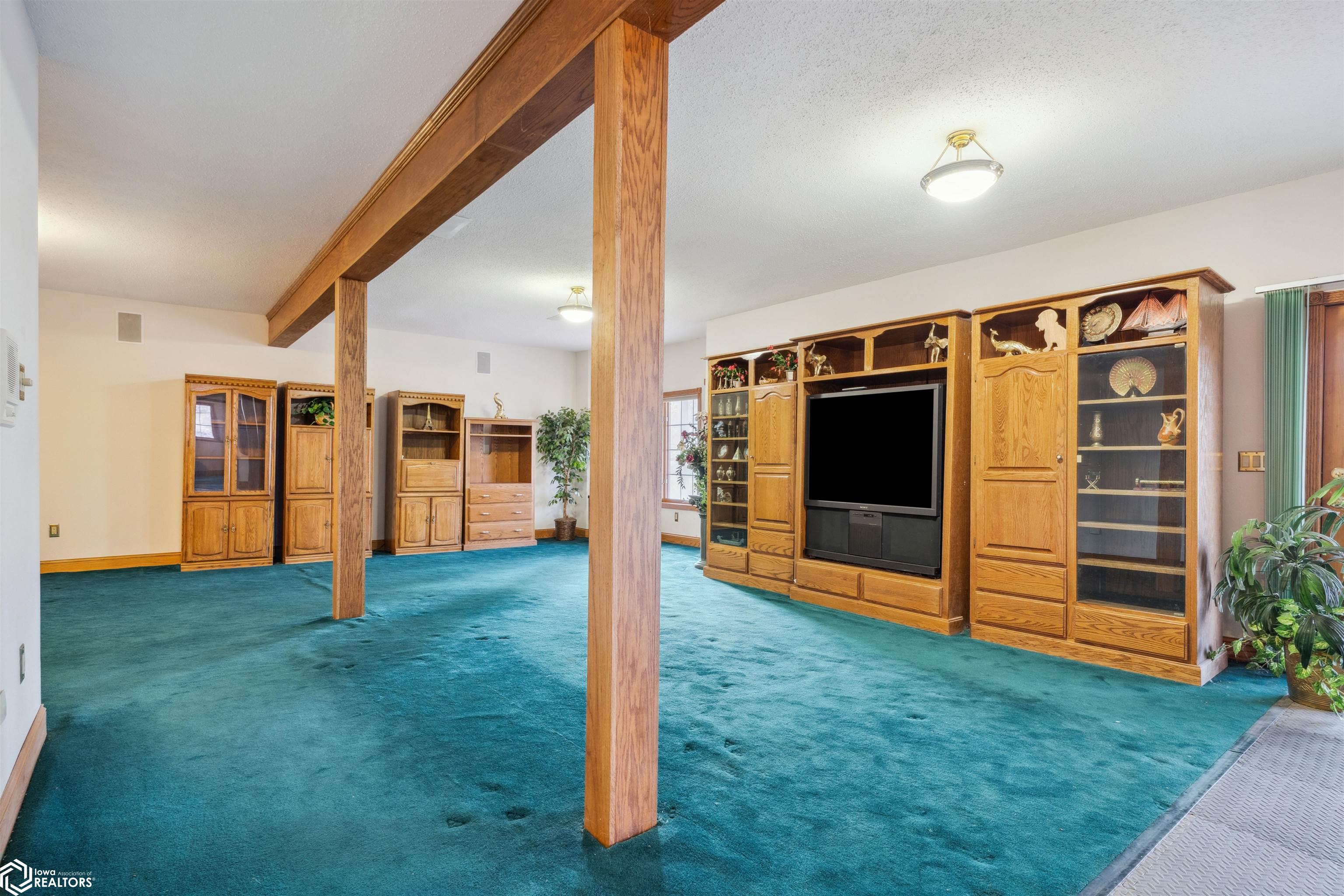 2917 Woodland Drive, Burlington, Iowa image 36