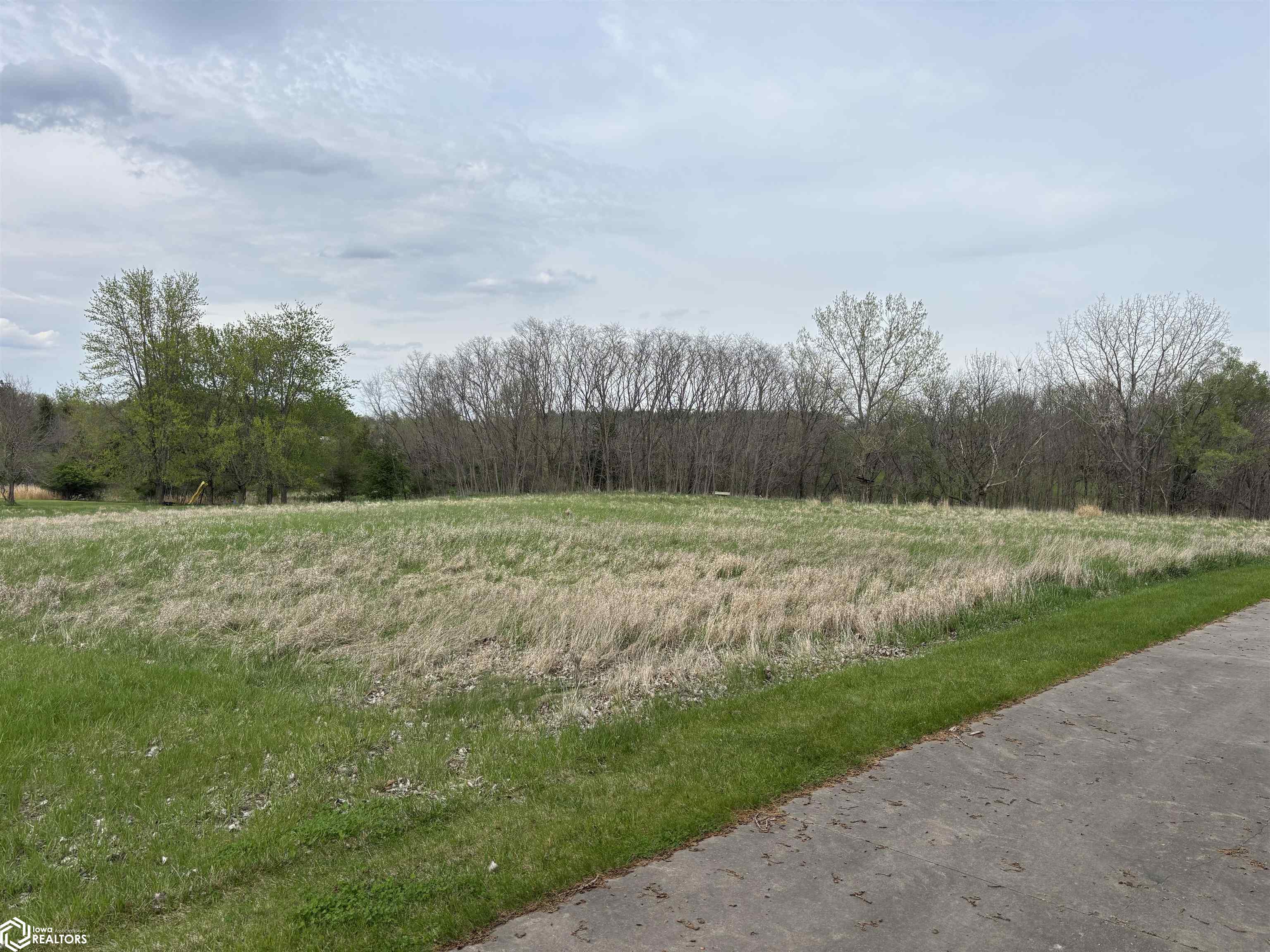 401 Pond Road, Fairfield, Iowa image 2