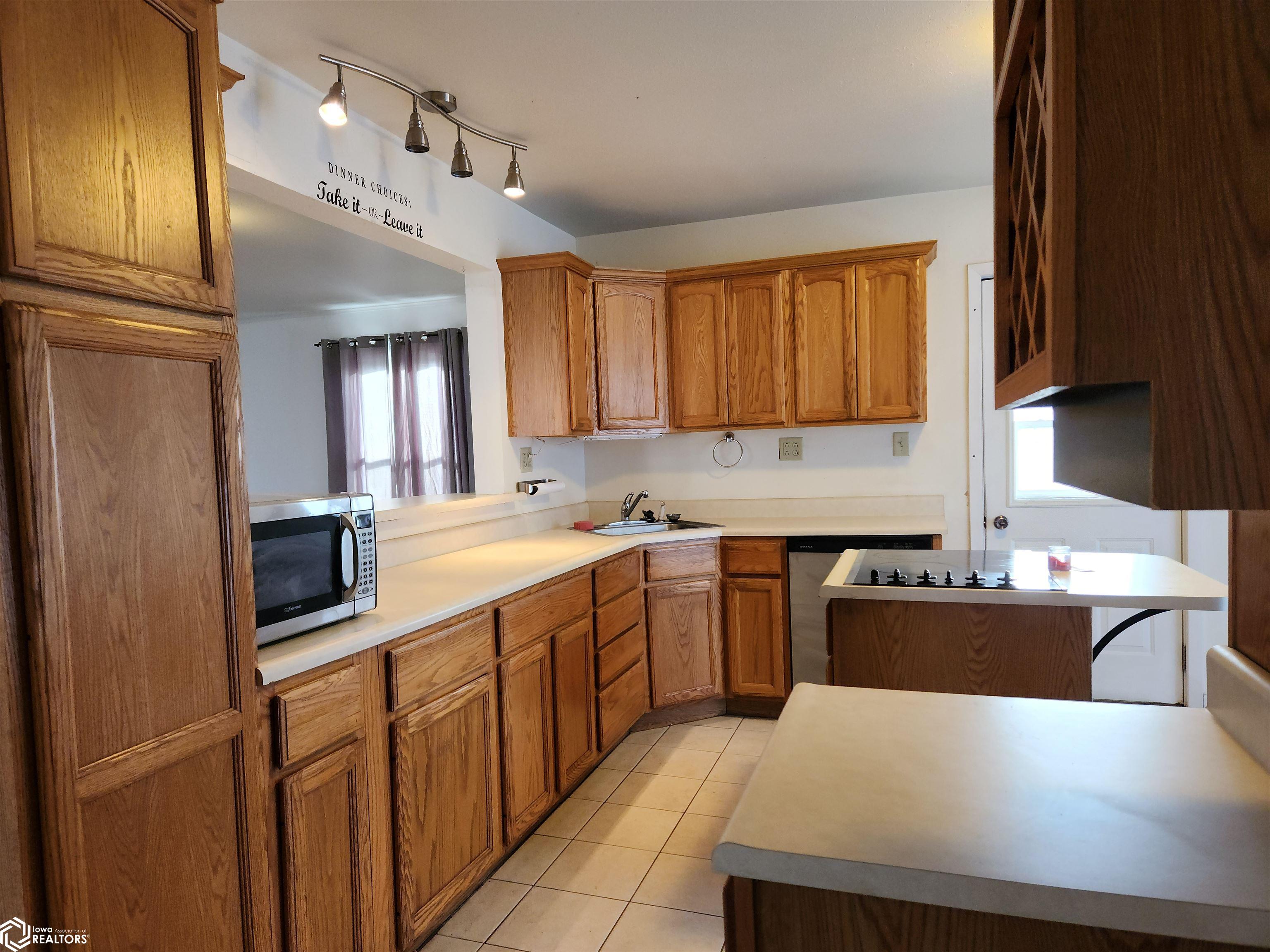 925 Reed Street, Grinnell, Iowa image 31