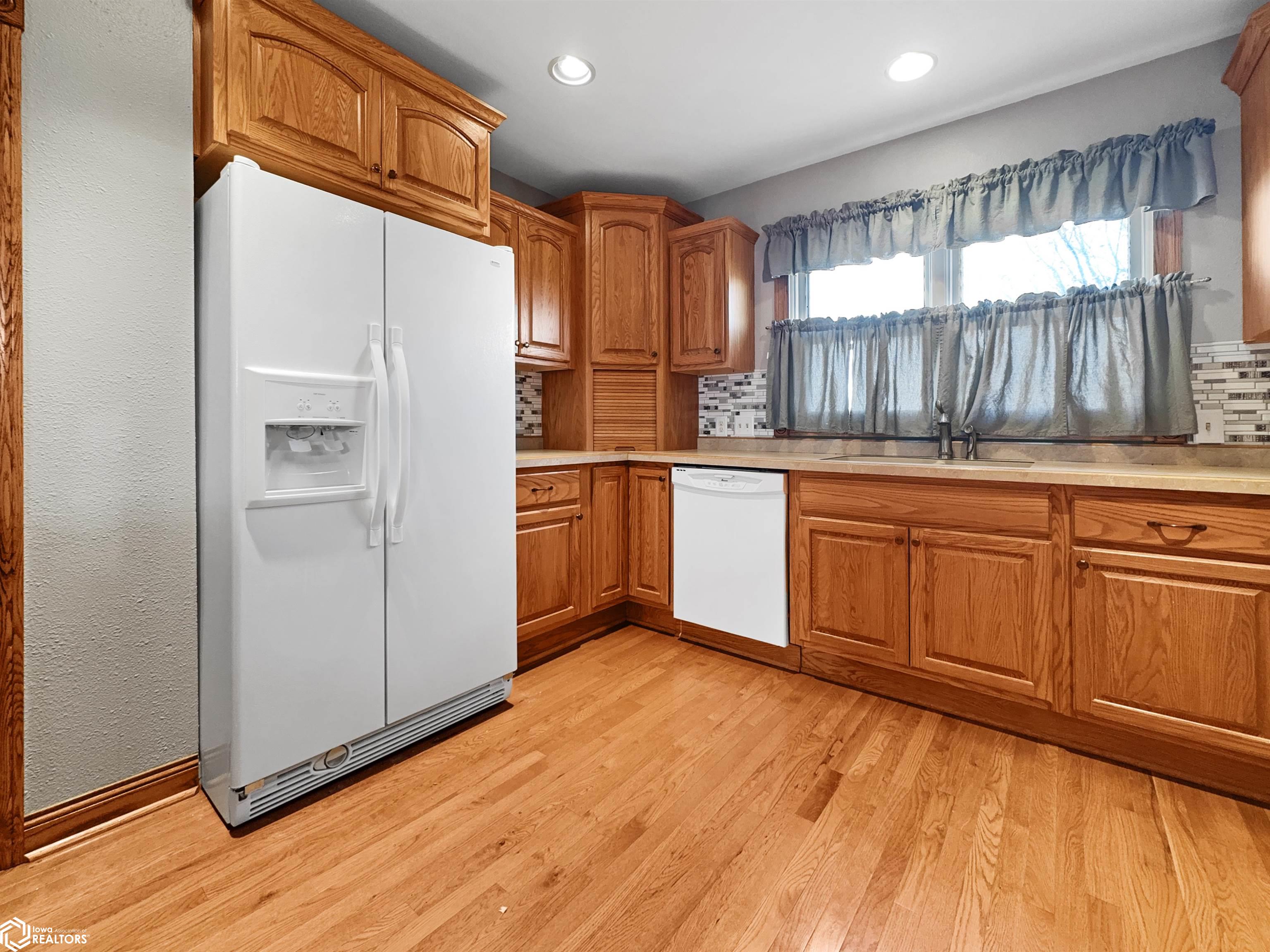 1343 Raven Avenue, Hampton, Iowa image 6