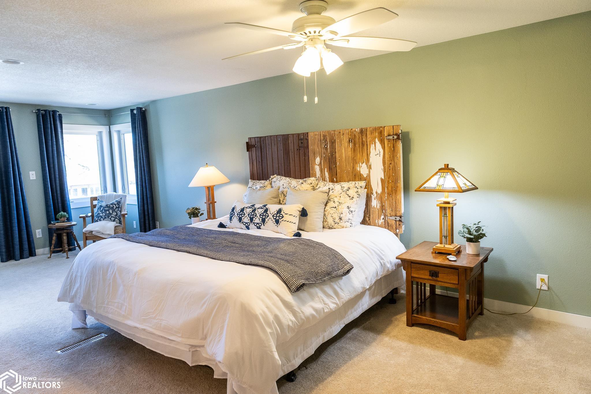 4674 N Shore Drive, Clear Lake, Iowa image 37