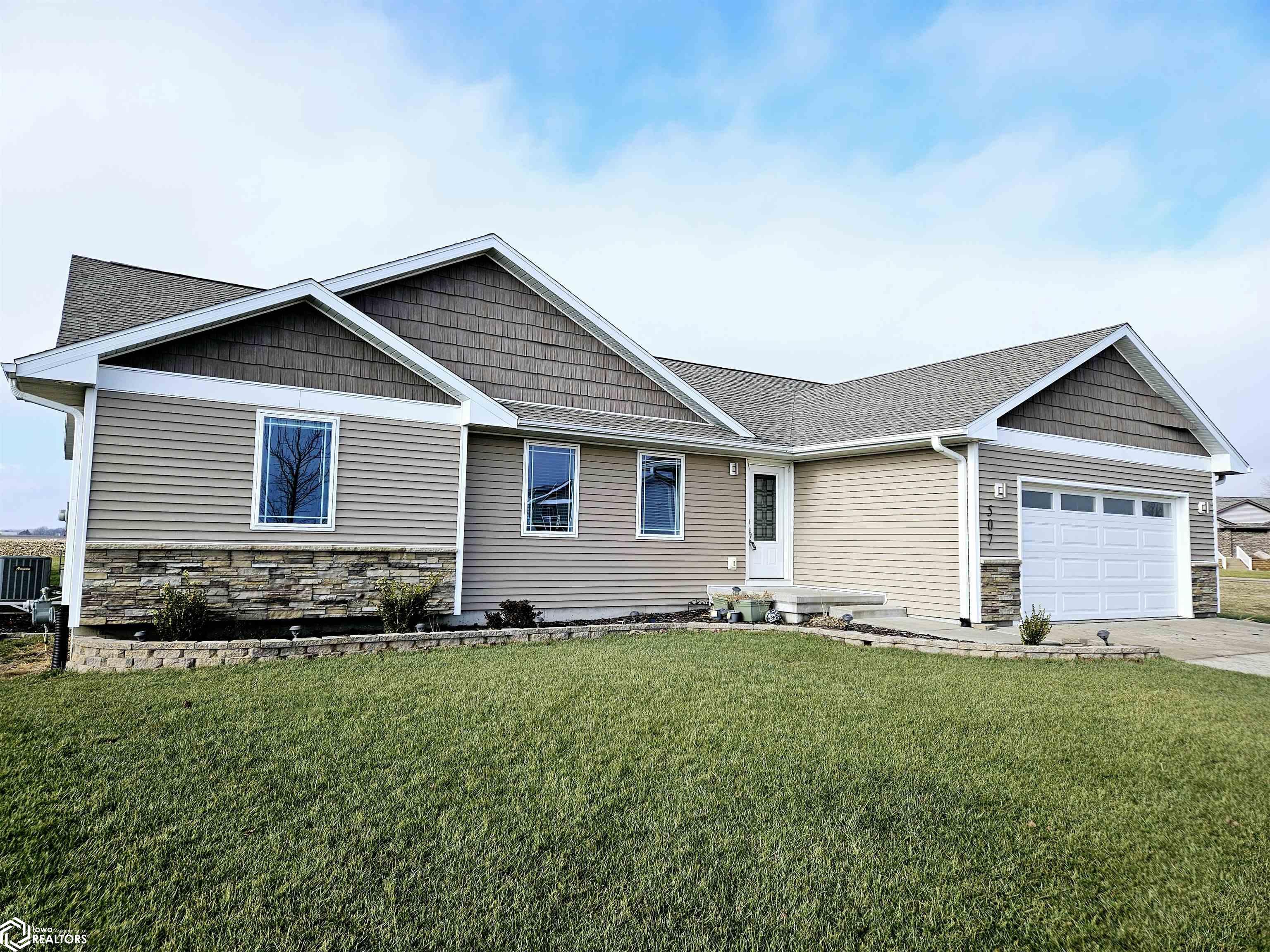 507 Layne Drive, West Burlington, Iowa image 1