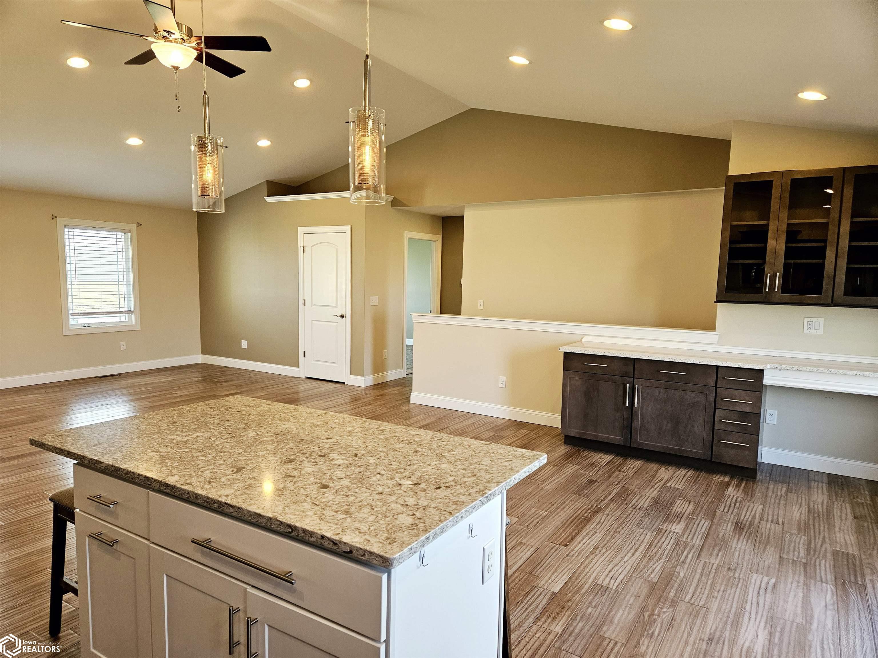 507 Layne Drive, West Burlington, Iowa image 4
