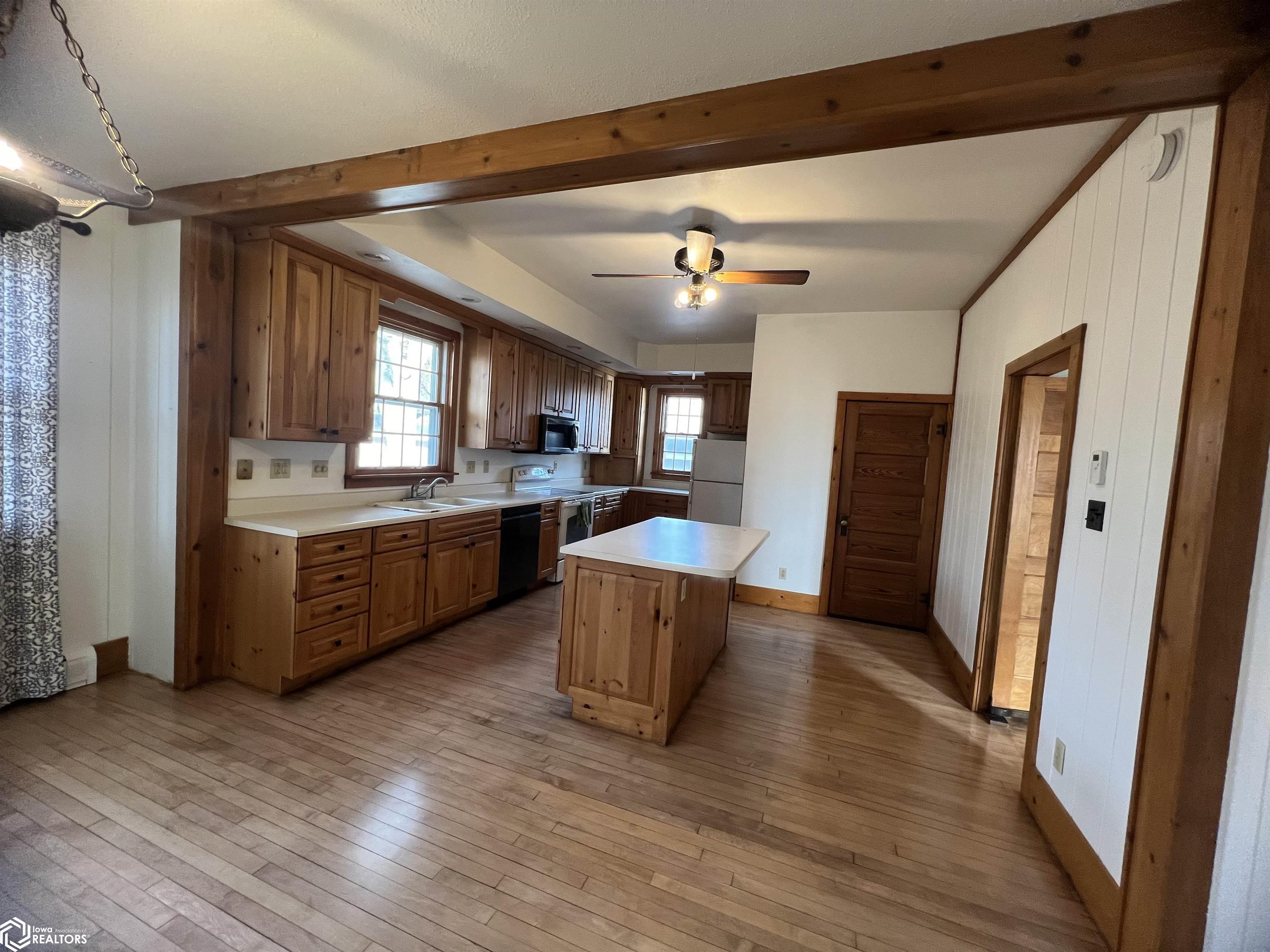 206 4th St. N., Humboldt, Iowa image 11