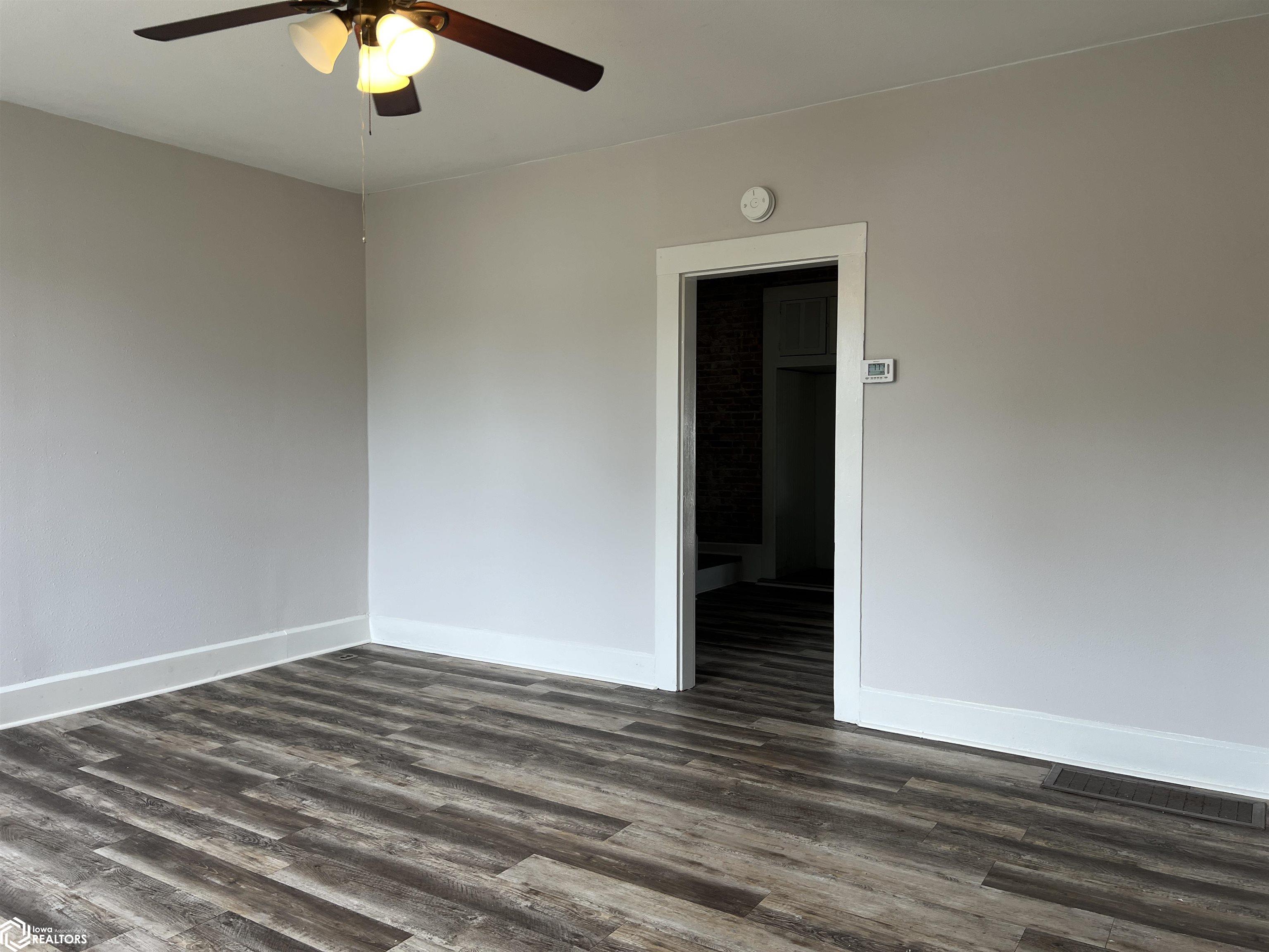 1421 Avenue D, Fort Madison, Iowa image 3