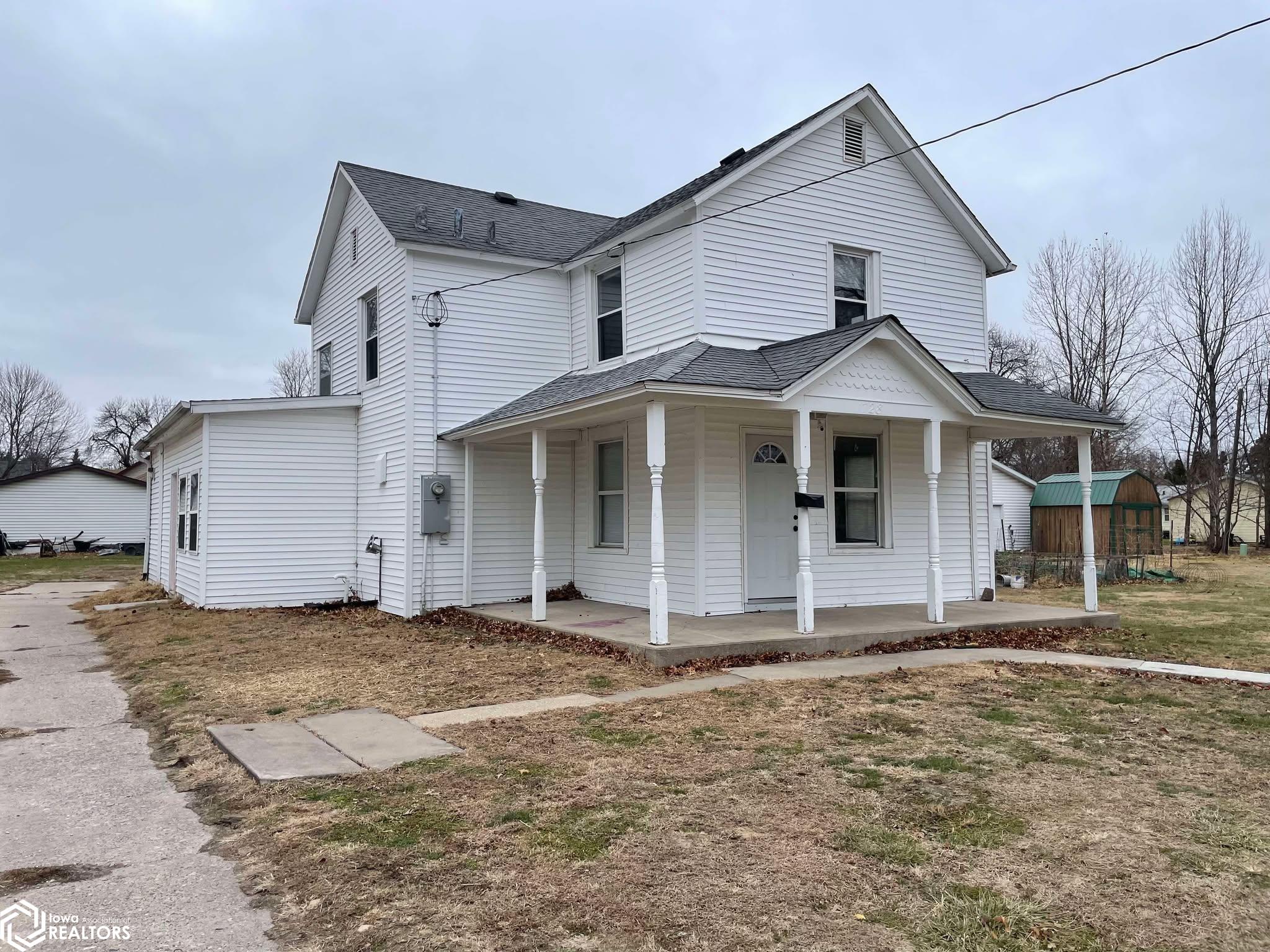1728 Dodge Street, Burlington, Iowa image 1