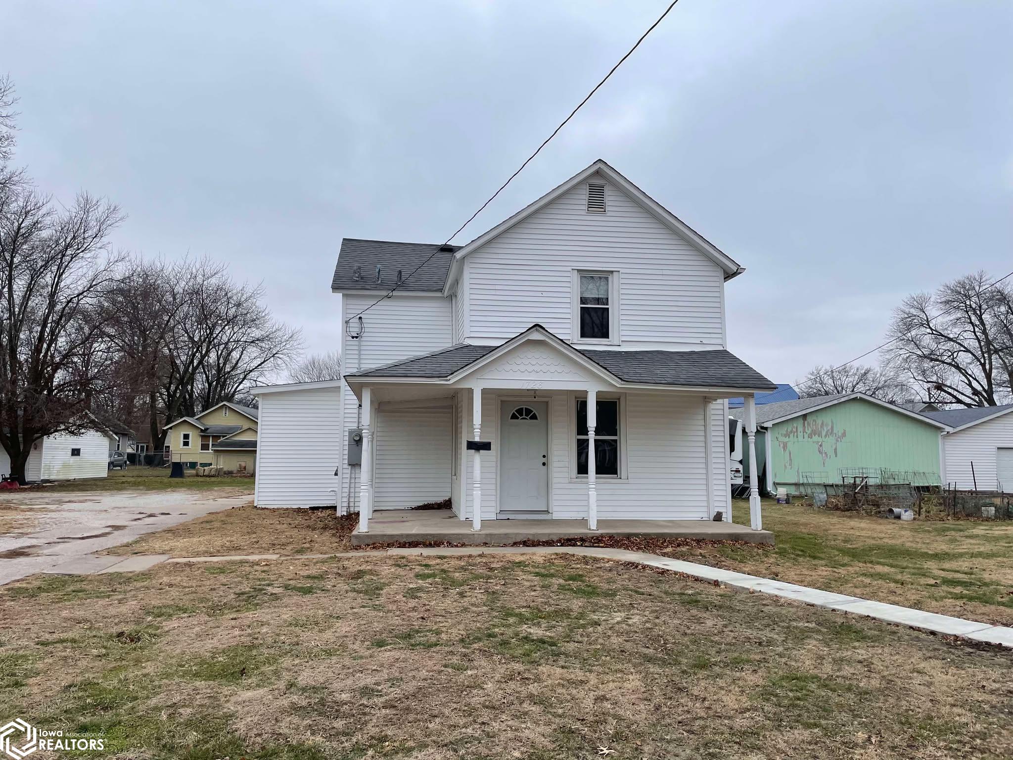 1728 Dodge Street, Burlington, Iowa image 2