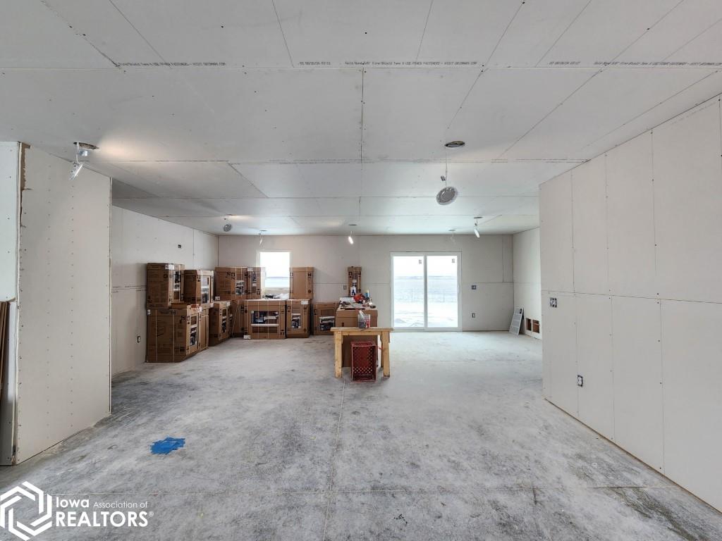 2506 S 32nd Street, Clear Lake, Iowa image 3