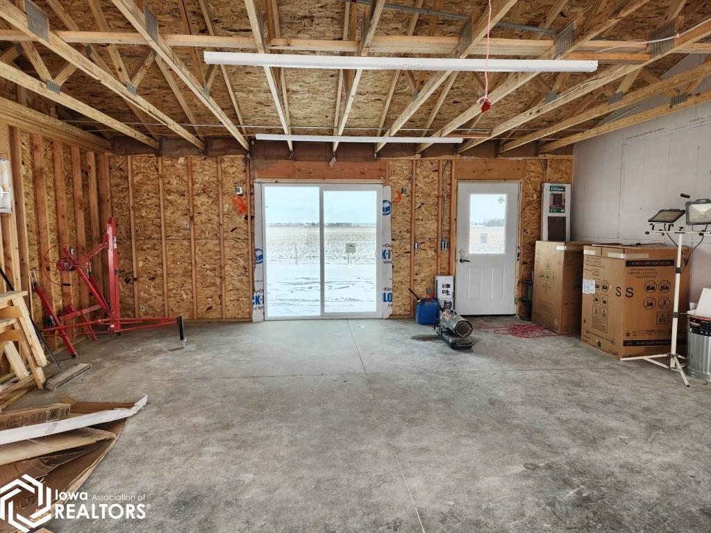 2506 S 32nd Street, Clear Lake, Iowa image 9