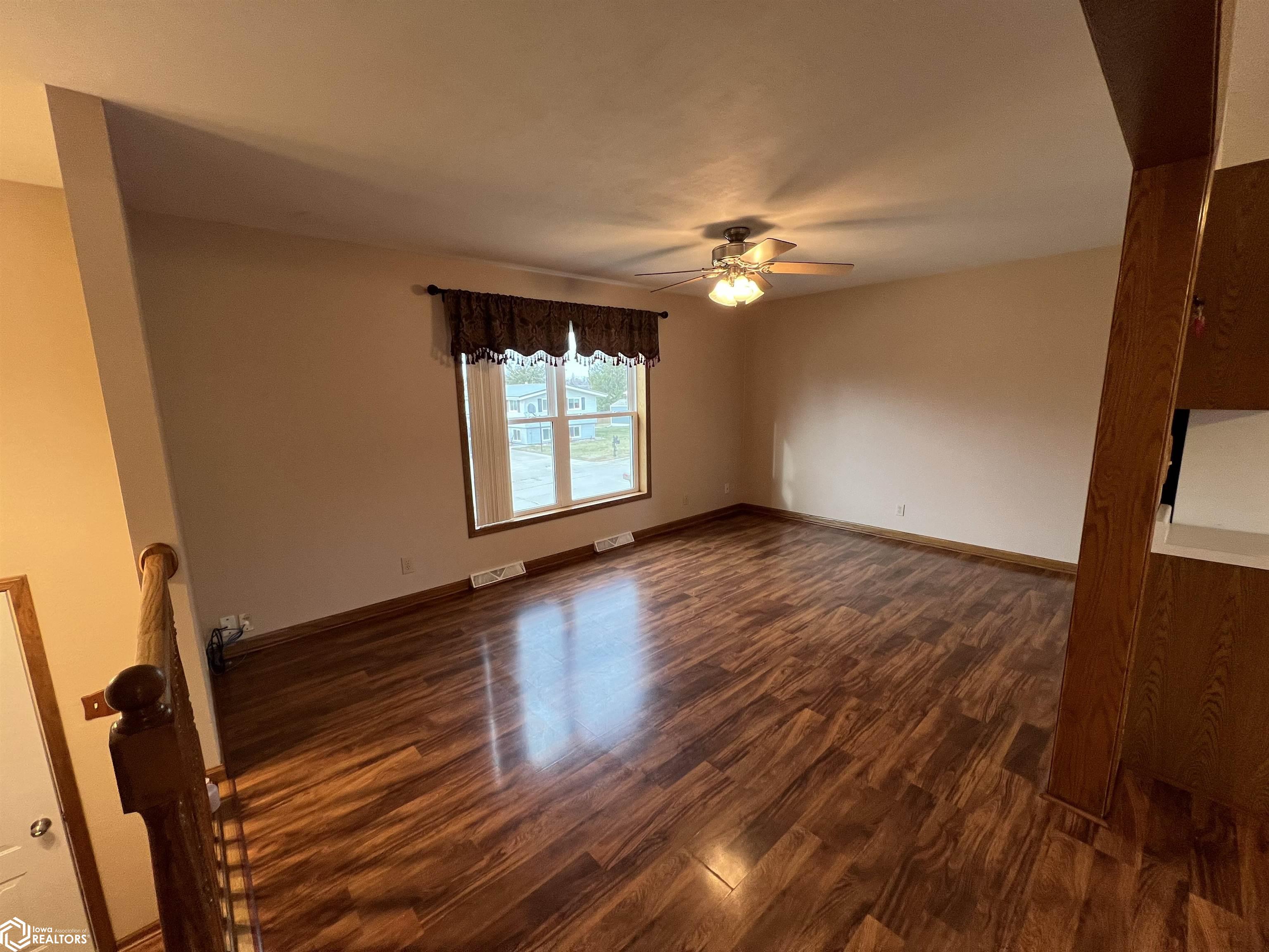 1519 Rainbow Drive, Belle Plaine, Iowa image 11