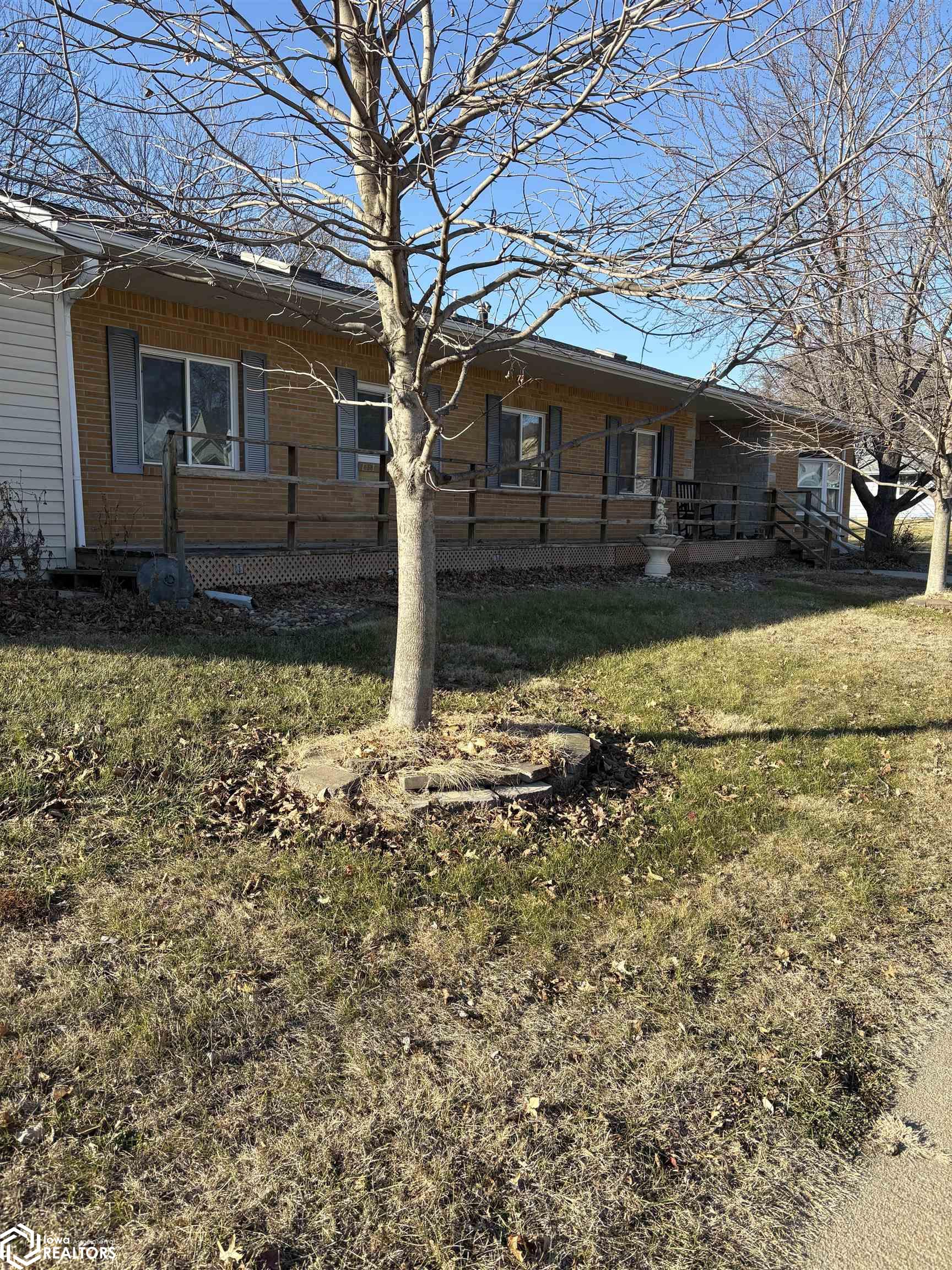 501 S 16st St, Clarinda, Iowa image 1