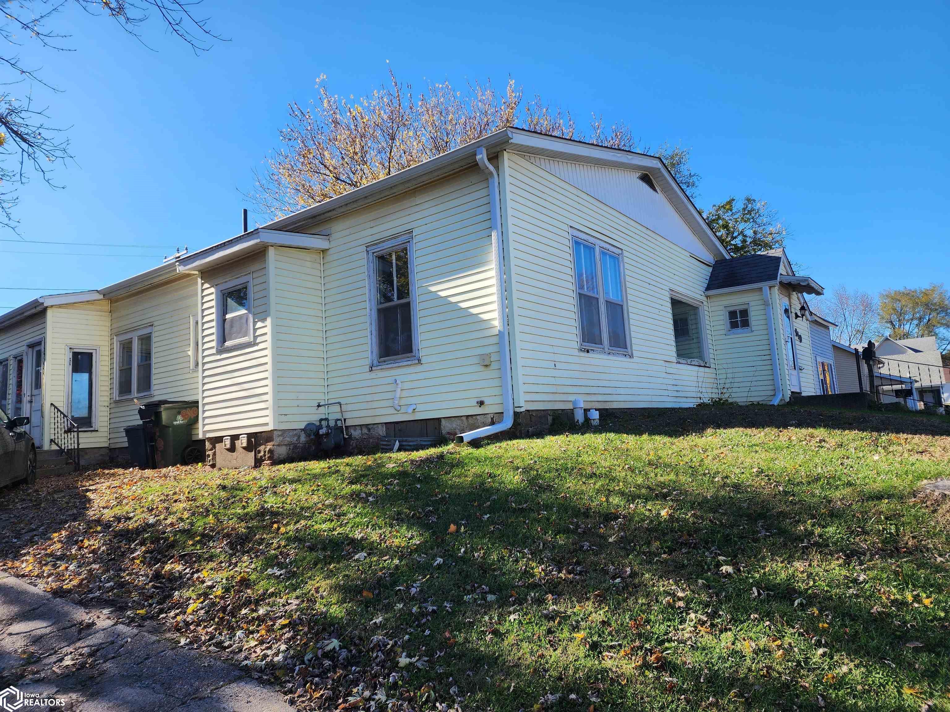 810 E Marion Street, Knoxville, Iowa image 4