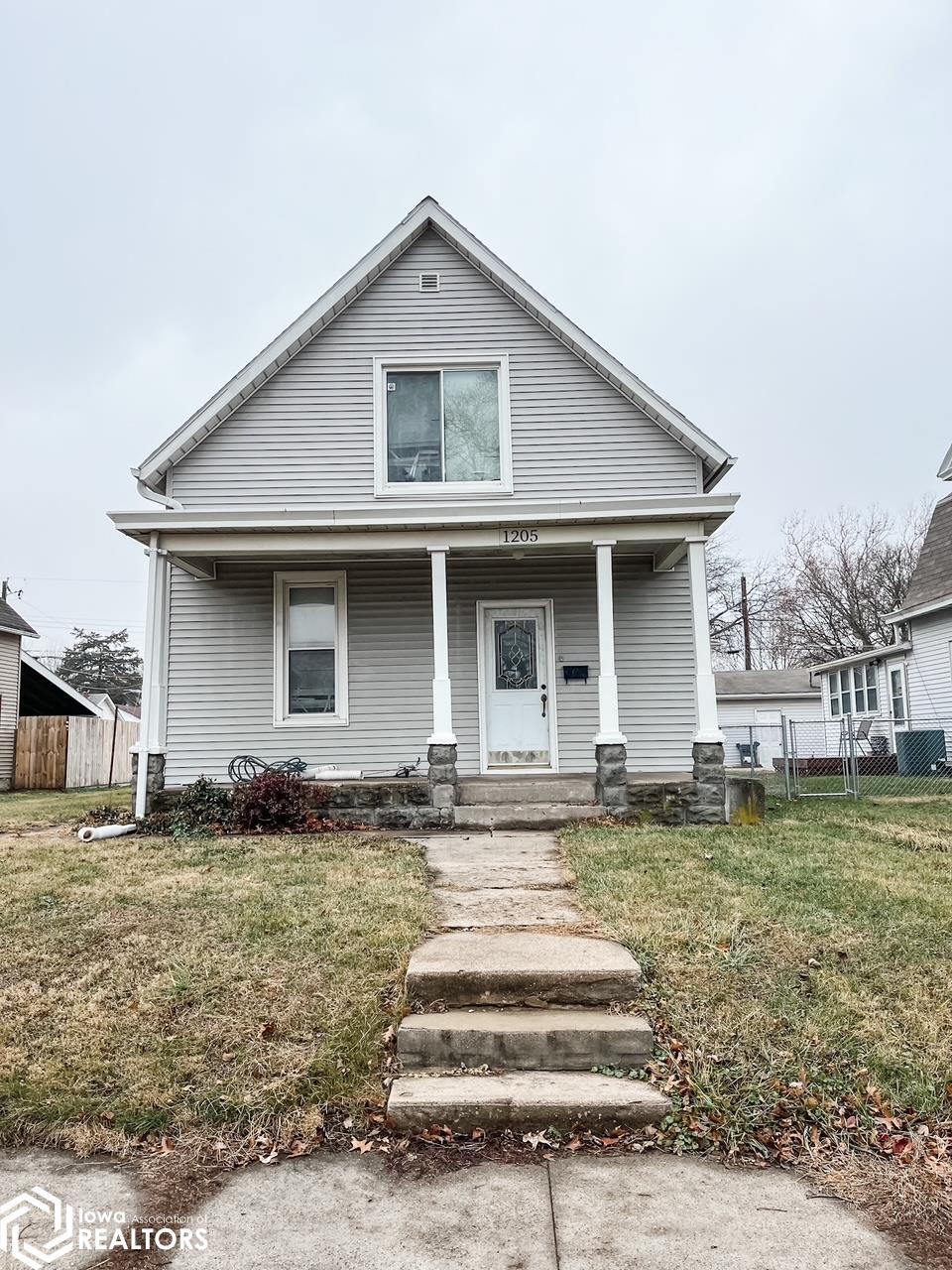 1205 Perkins Avenue, Burlington, Iowa image 1