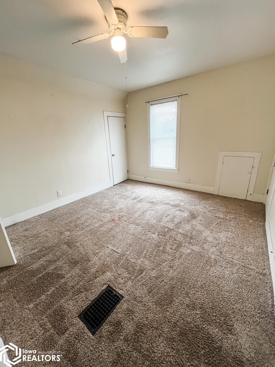 1205 Perkins Avenue, Burlington, Iowa image 6