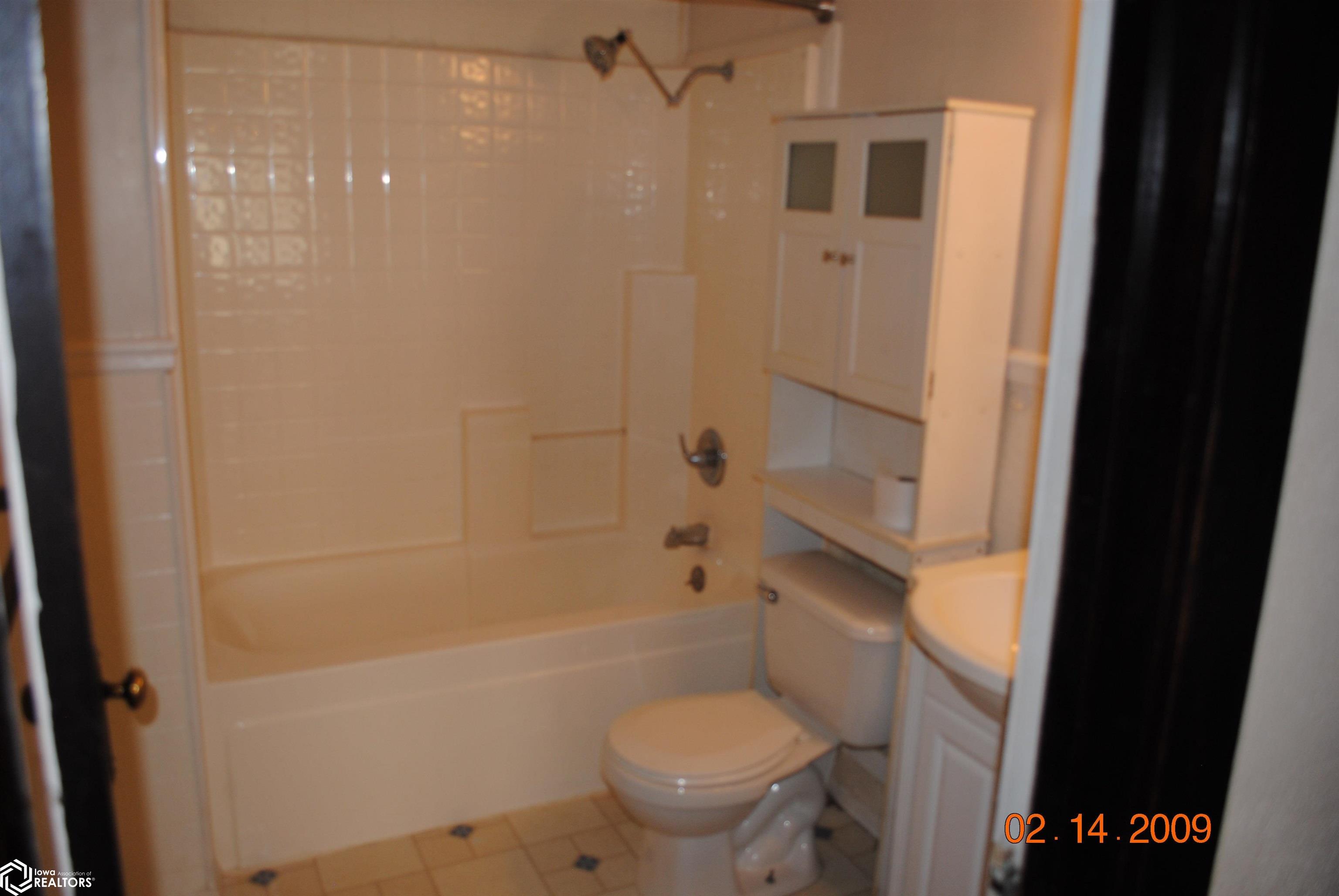 704 N Broadway Street, Mount Pleasant, Iowa image 14