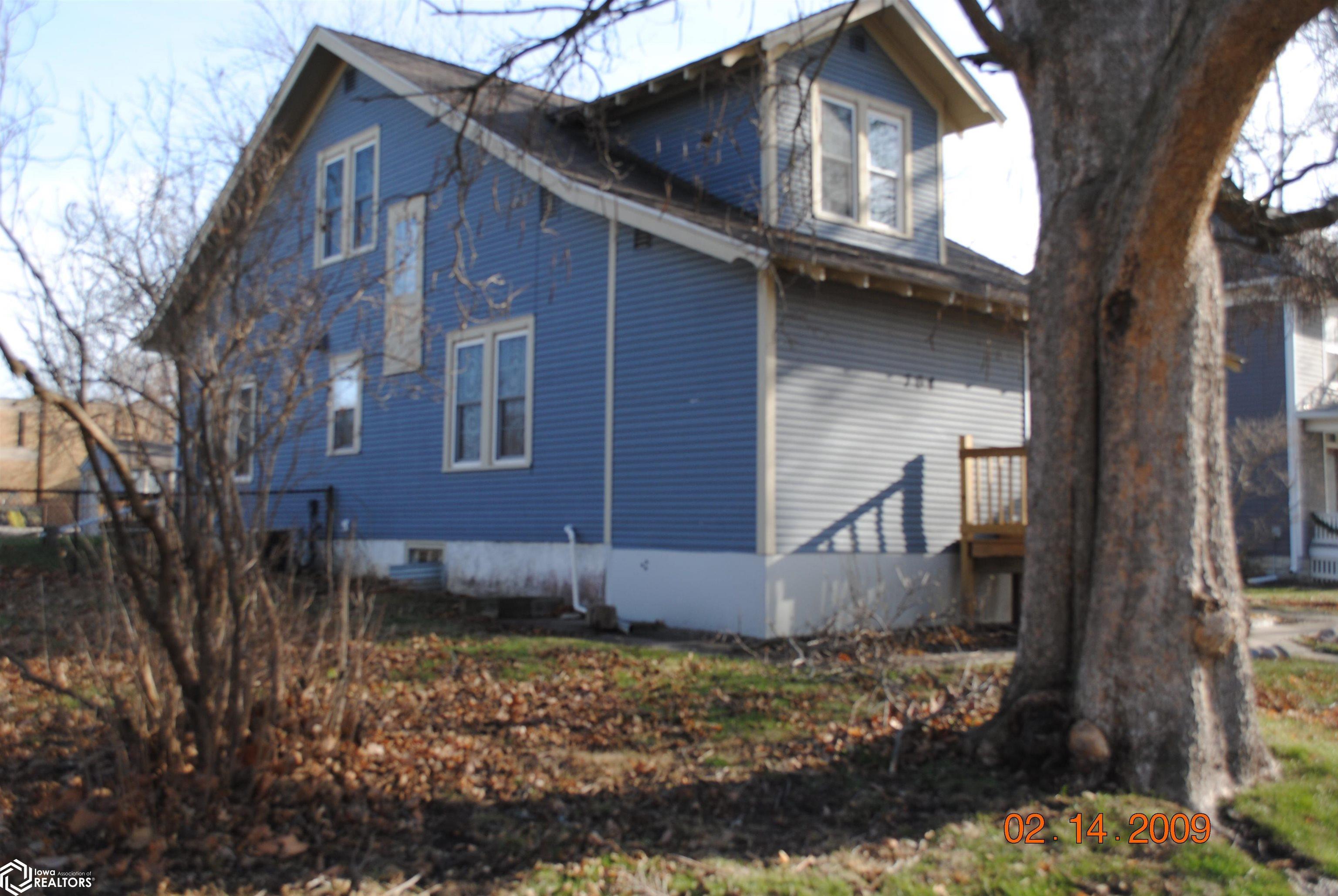 704 N Broadway Street, Mount Pleasant, Iowa image 3