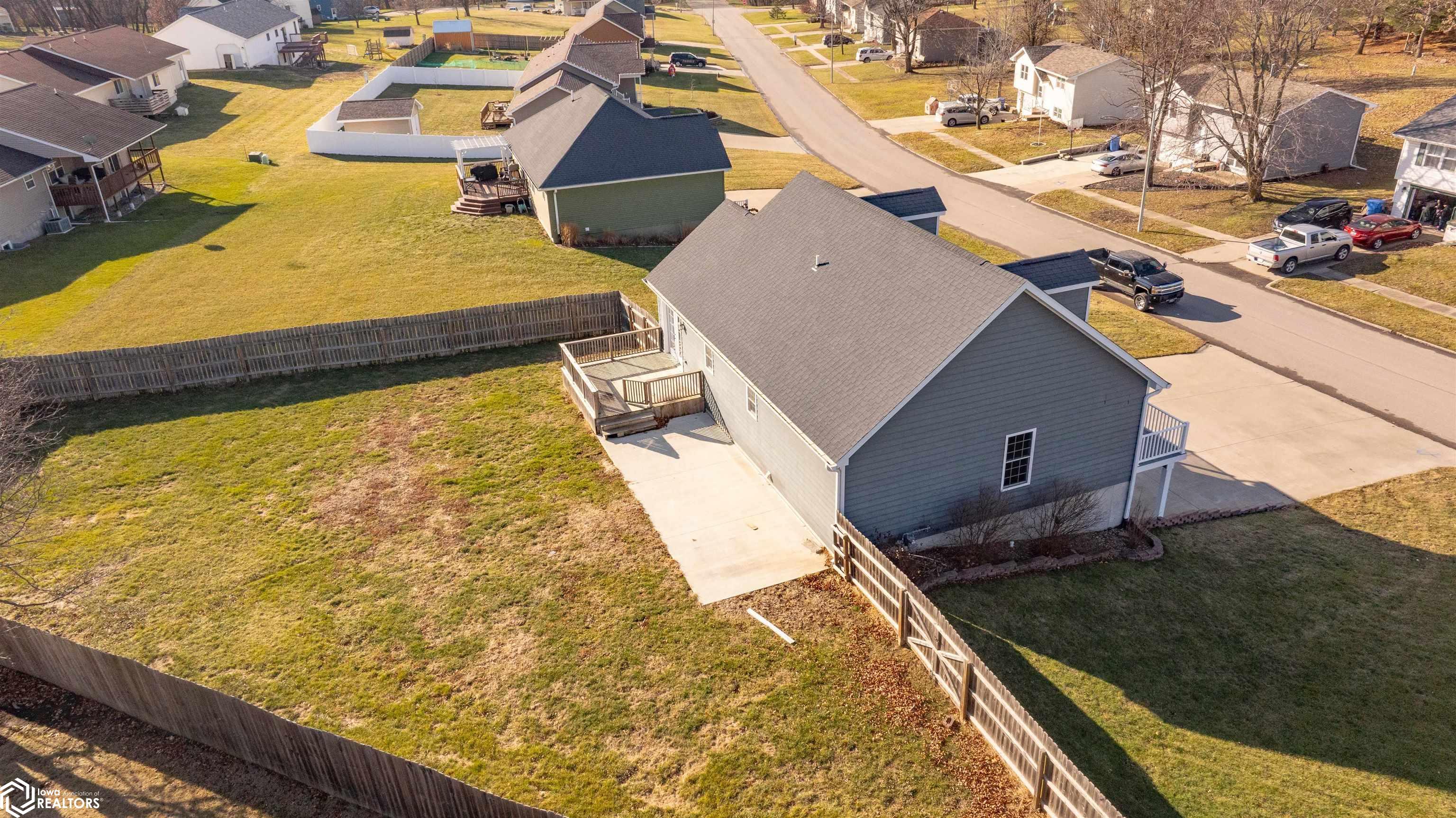 120 Spruce Lane, Albia, Iowa image 6