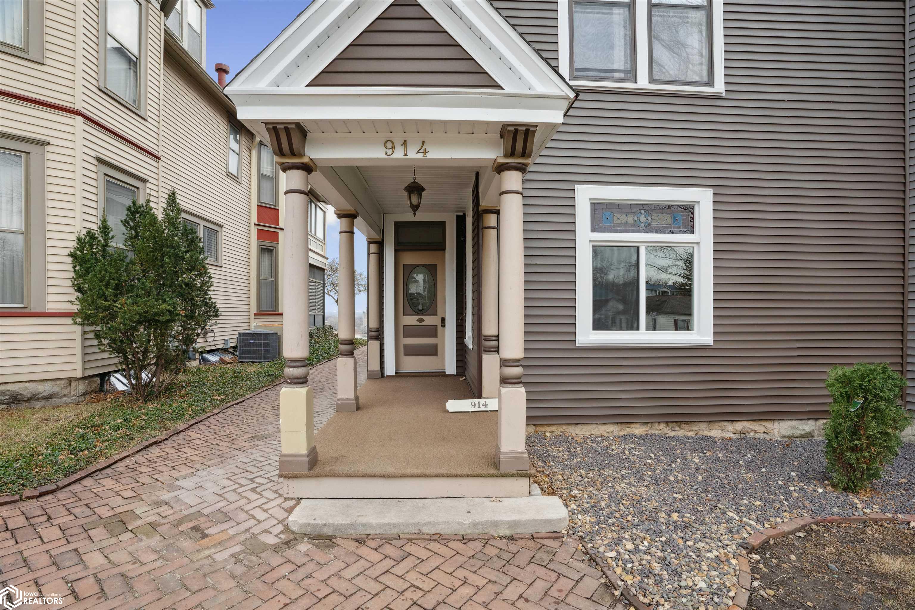 914 N 3rd Street, Burlington, Iowa image 2