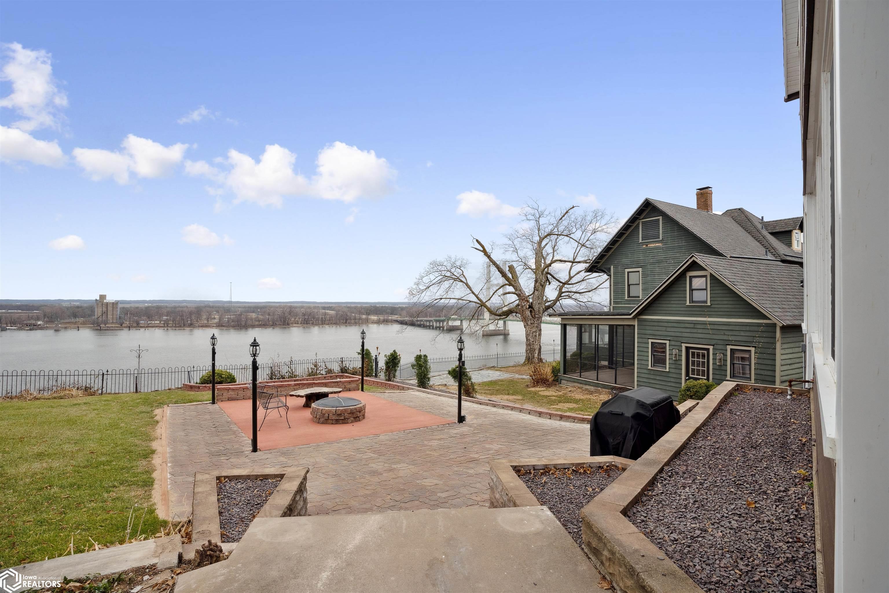 914 N 3rd Street, Burlington, Iowa image 36