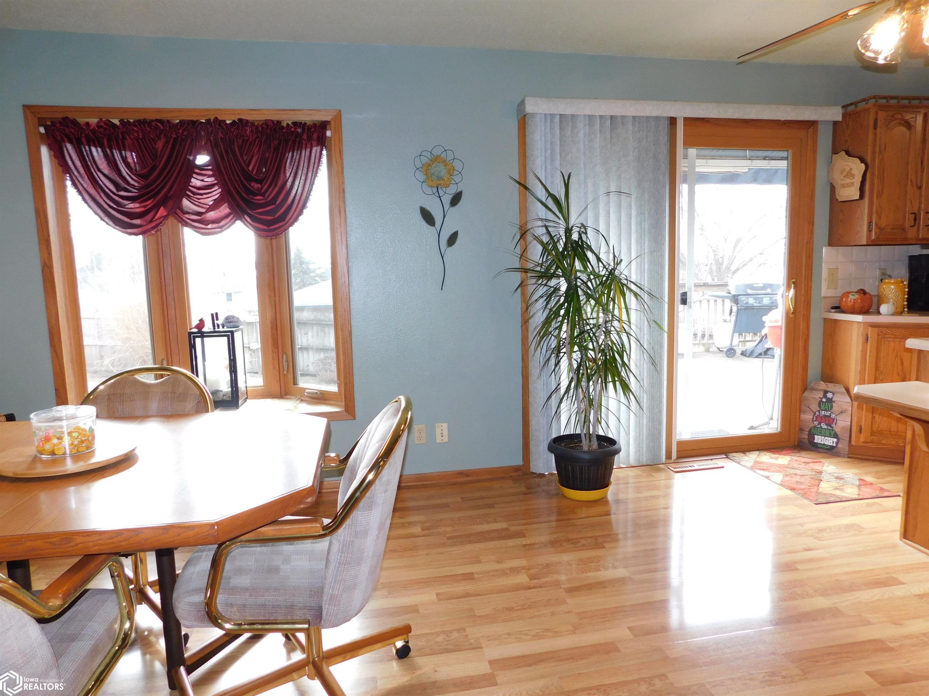 606 W South Street, Monroe, Iowa image 18