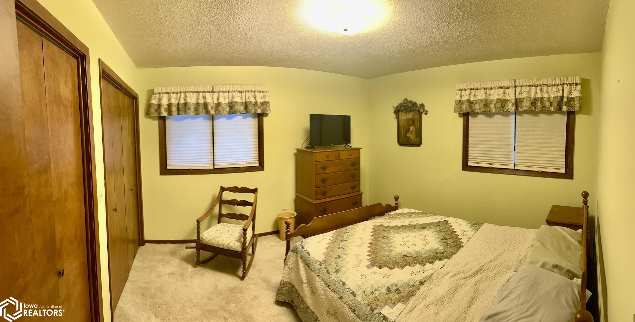 608 Pollock Blvd, Bedford, Iowa image 14