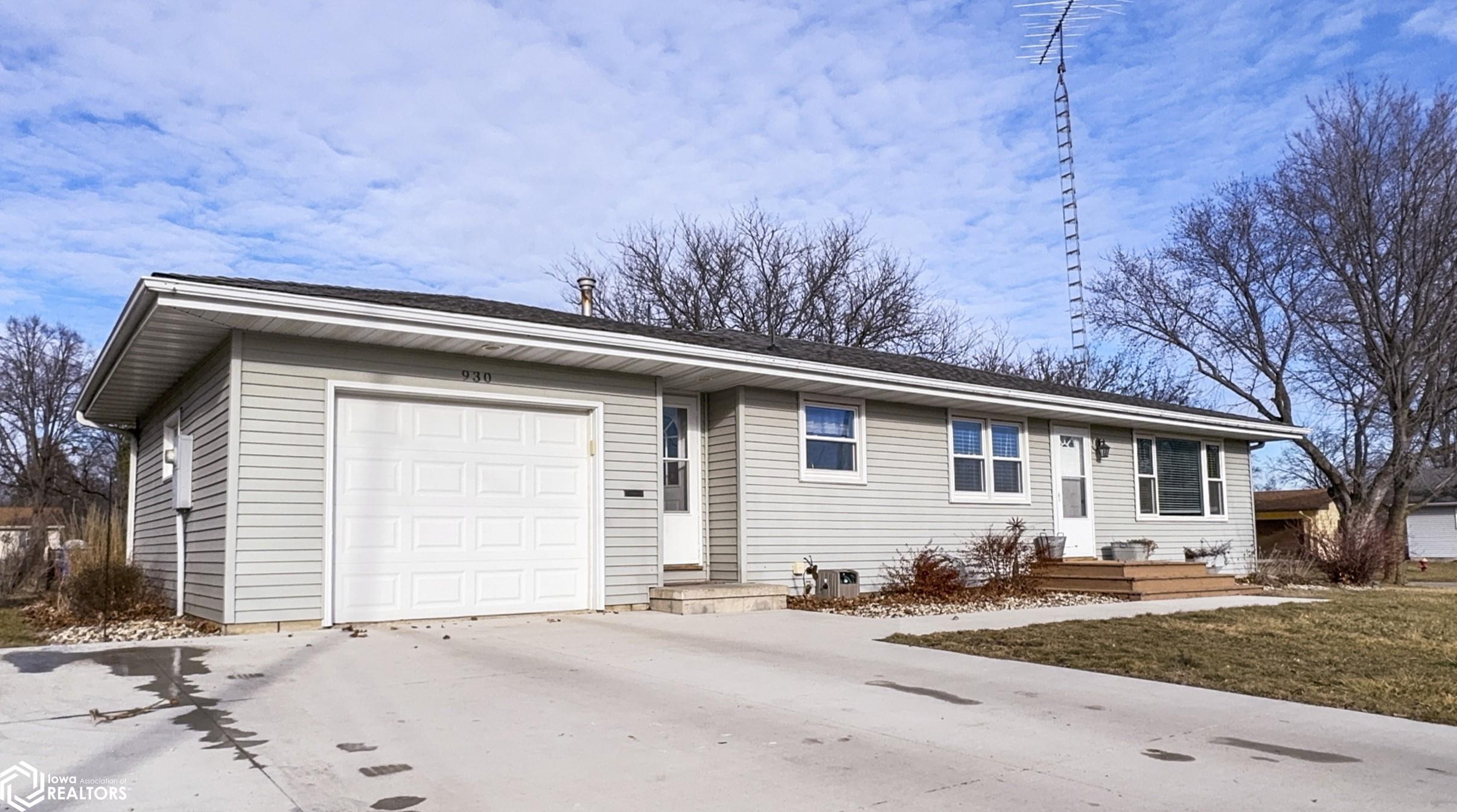 930 Glendale Park Drive, Hampton, Iowa image 33