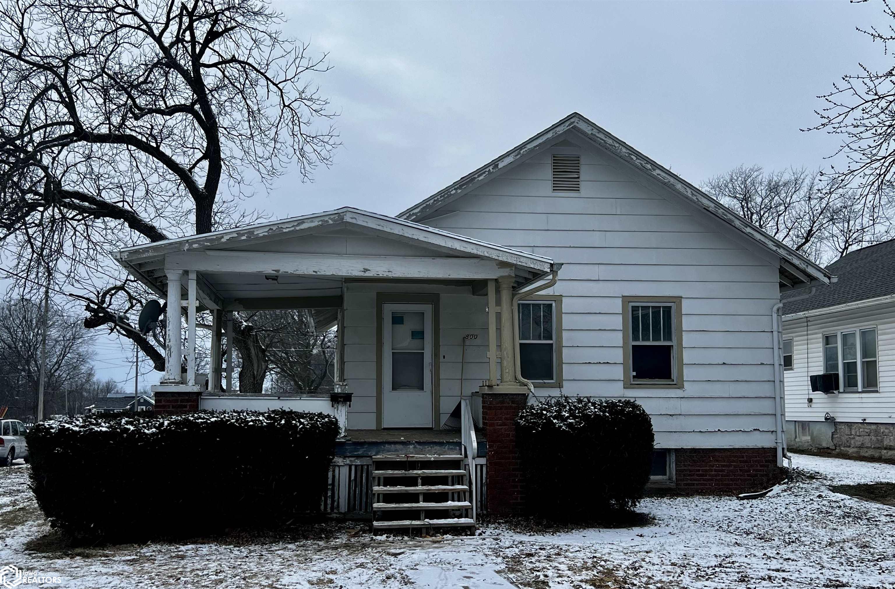 800 N Sycamore Street, Creston, Iowa image 1