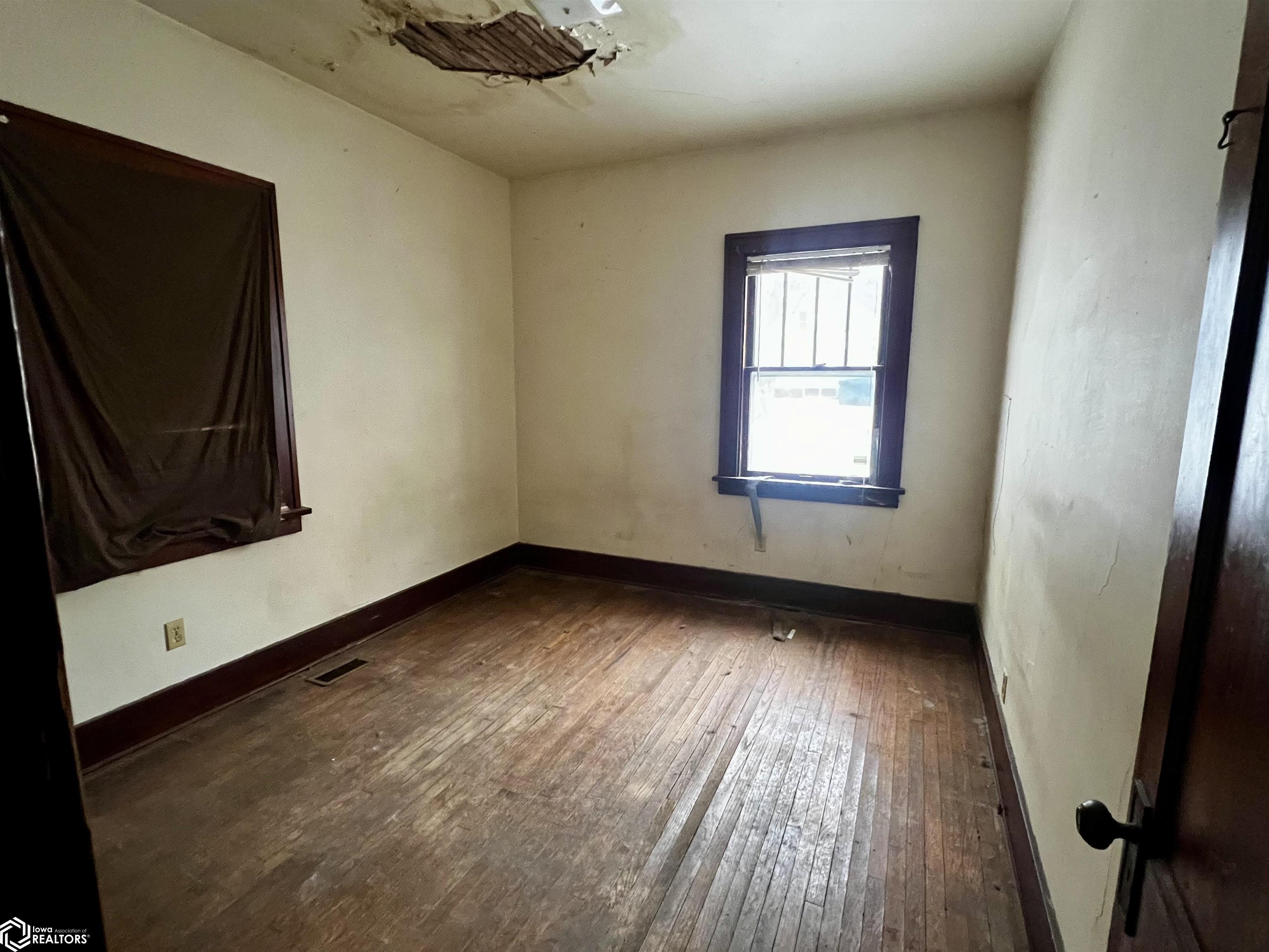 800 N Sycamore Street, Creston, Iowa image 11