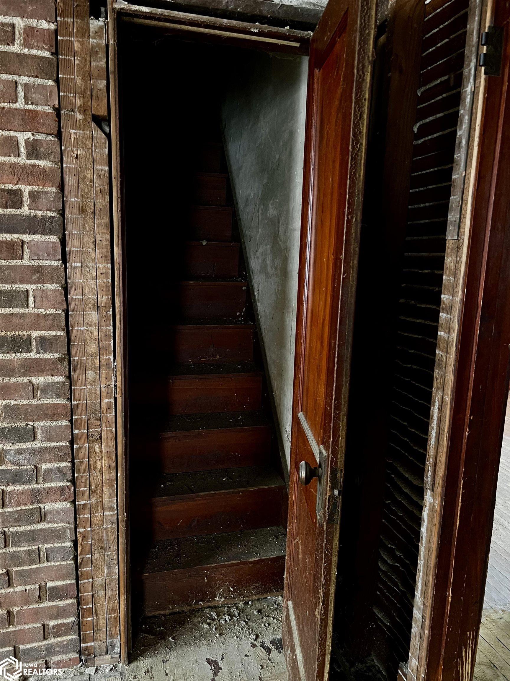800 N Sycamore Street, Creston, Iowa image 8