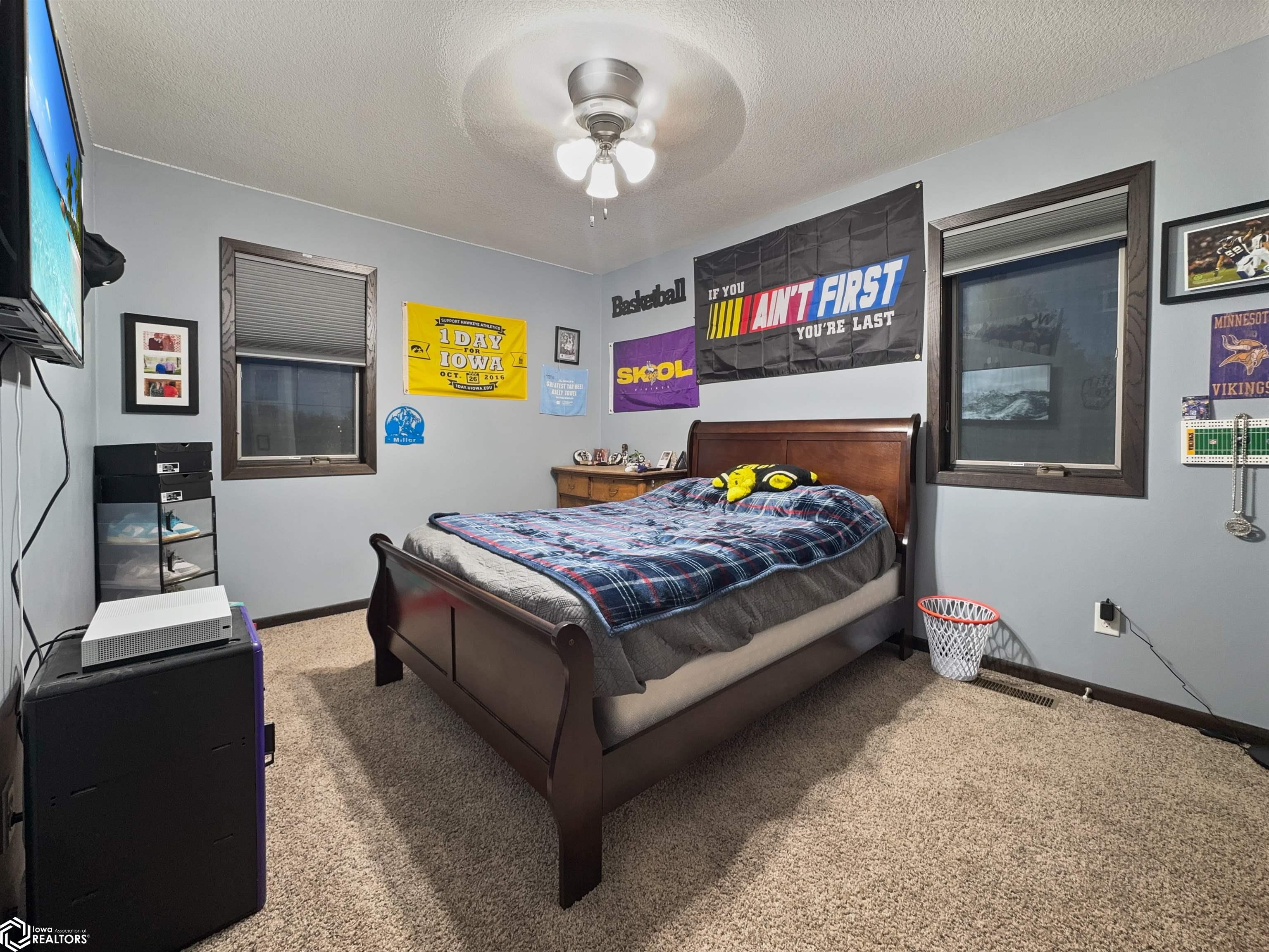 216 Oak Hill Drive, Hampton, Iowa image 38