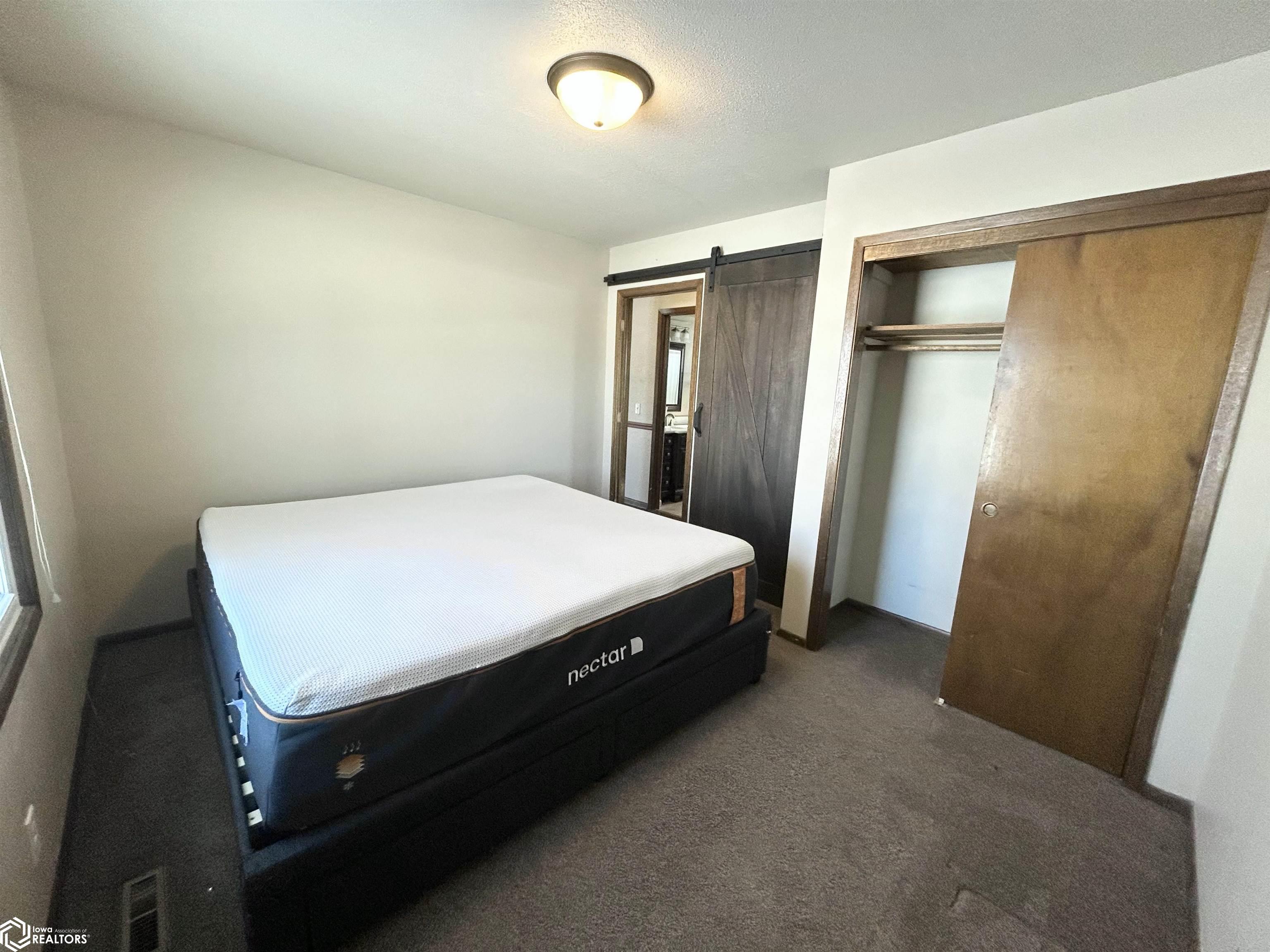 1804 3rd Avenue, Grinnell, Iowa image 13