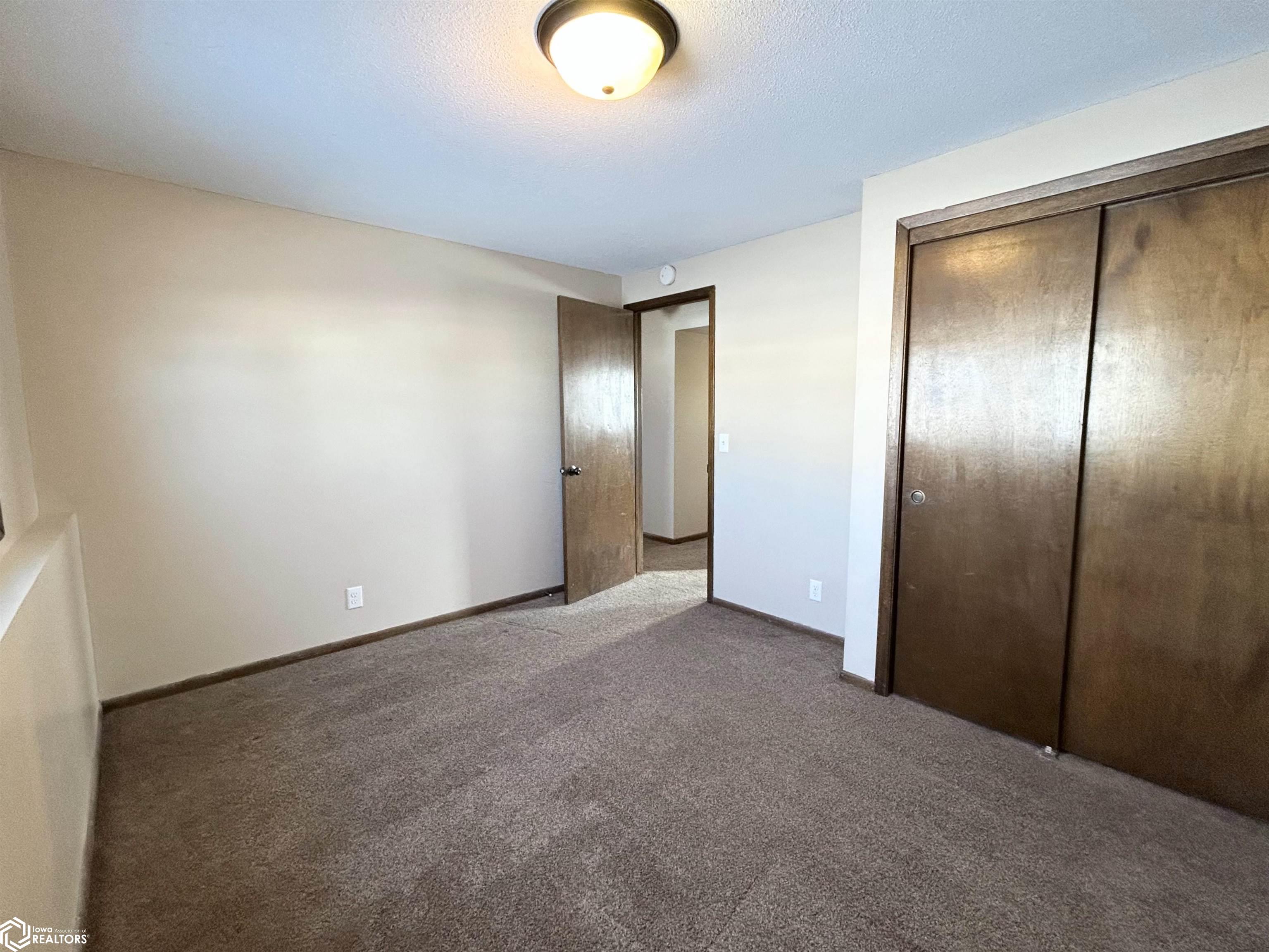 1804 3rd Avenue, Grinnell, Iowa image 23