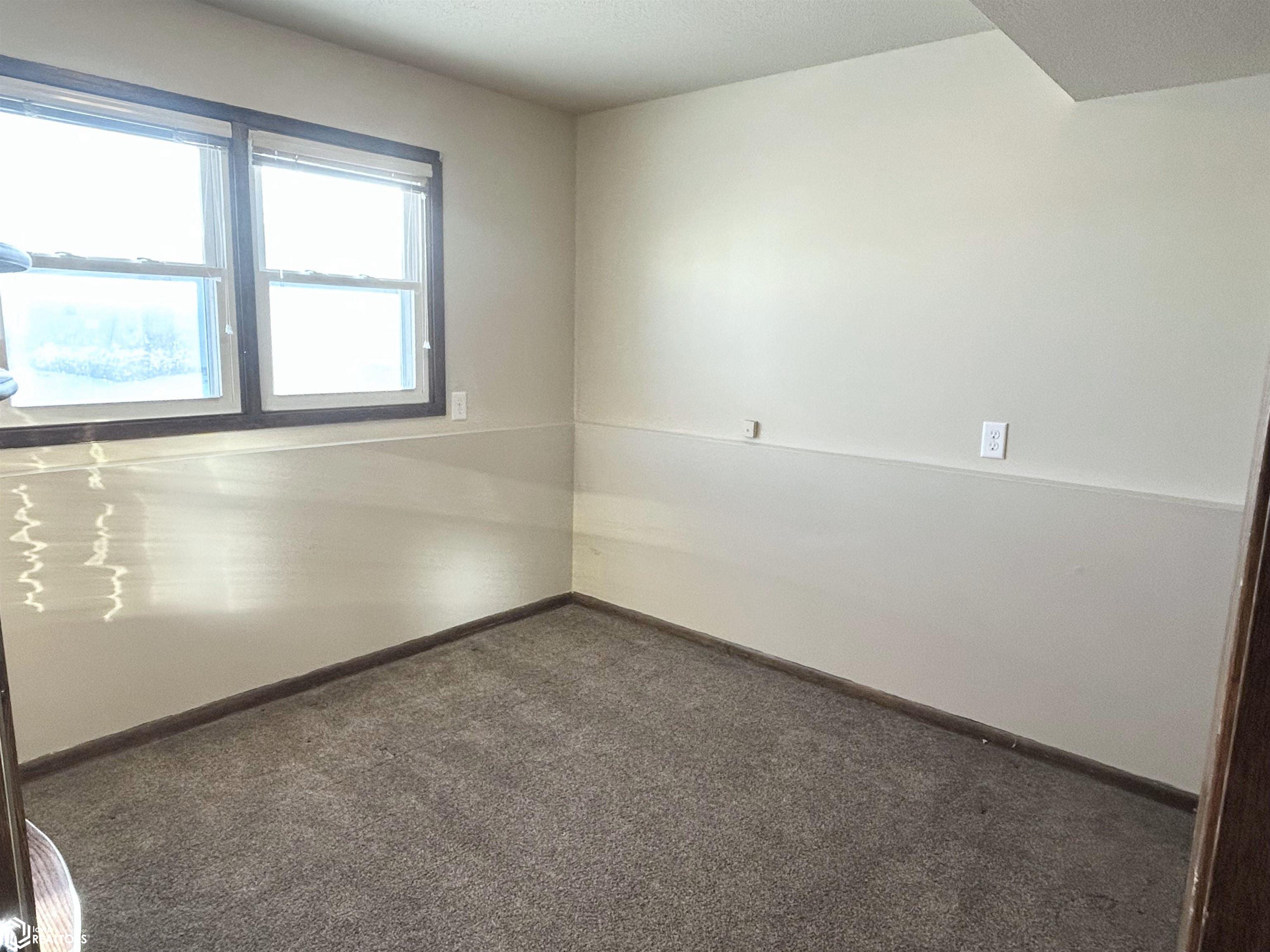 1804 3rd Avenue, Grinnell, Iowa image 25