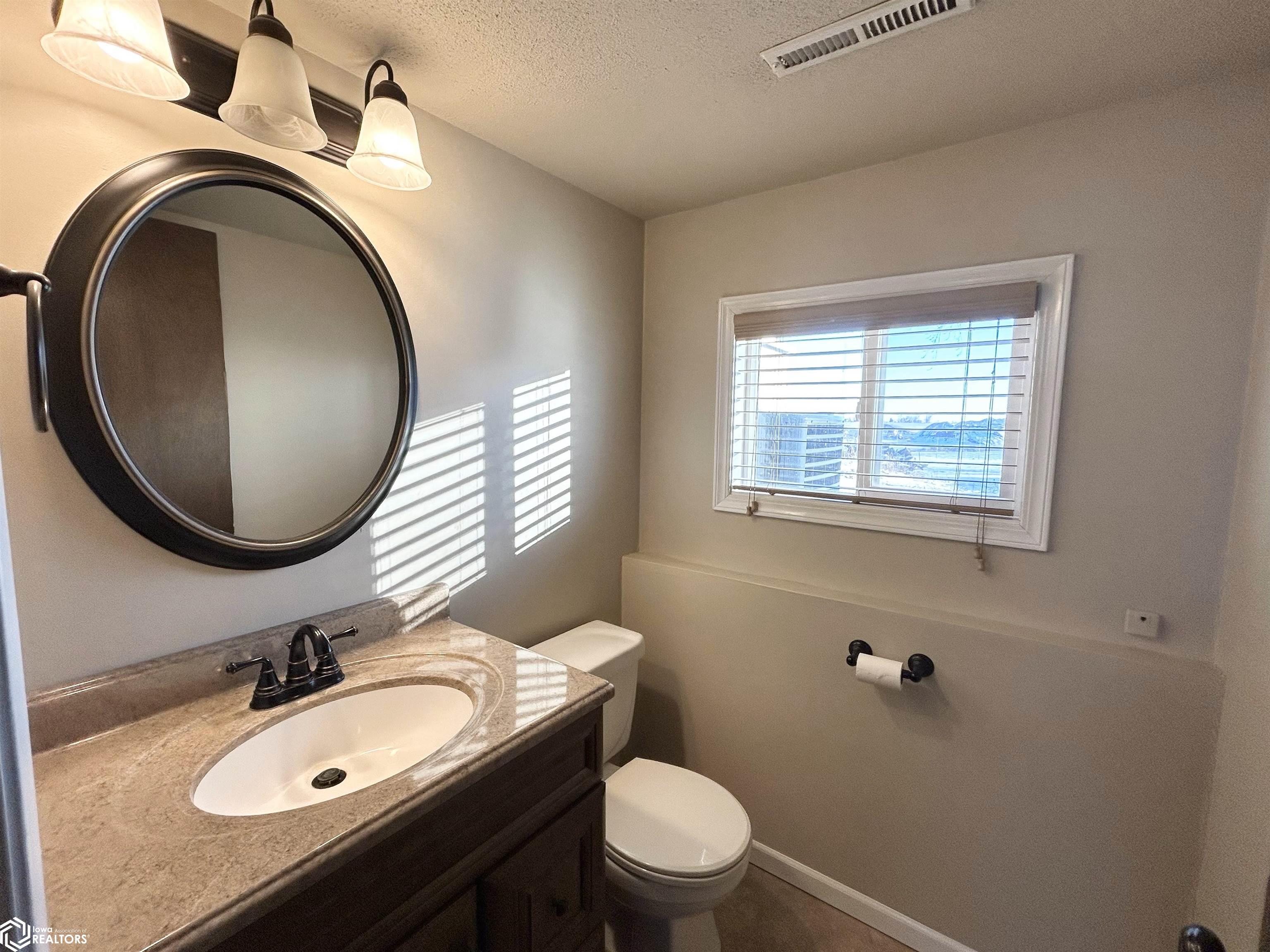 1804 3rd Avenue, Grinnell, Iowa image 26