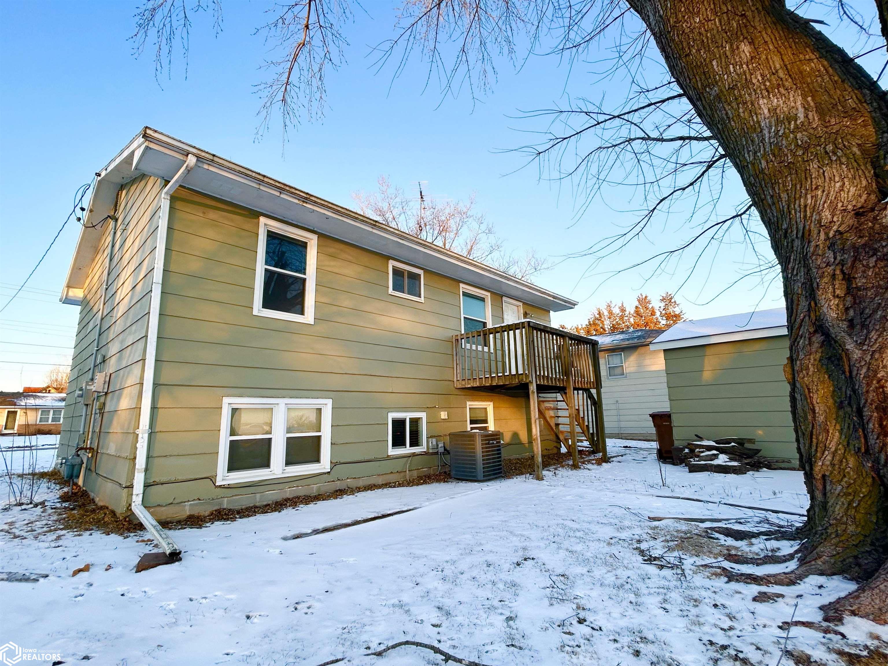 1804 3rd Avenue, Grinnell, Iowa image 4