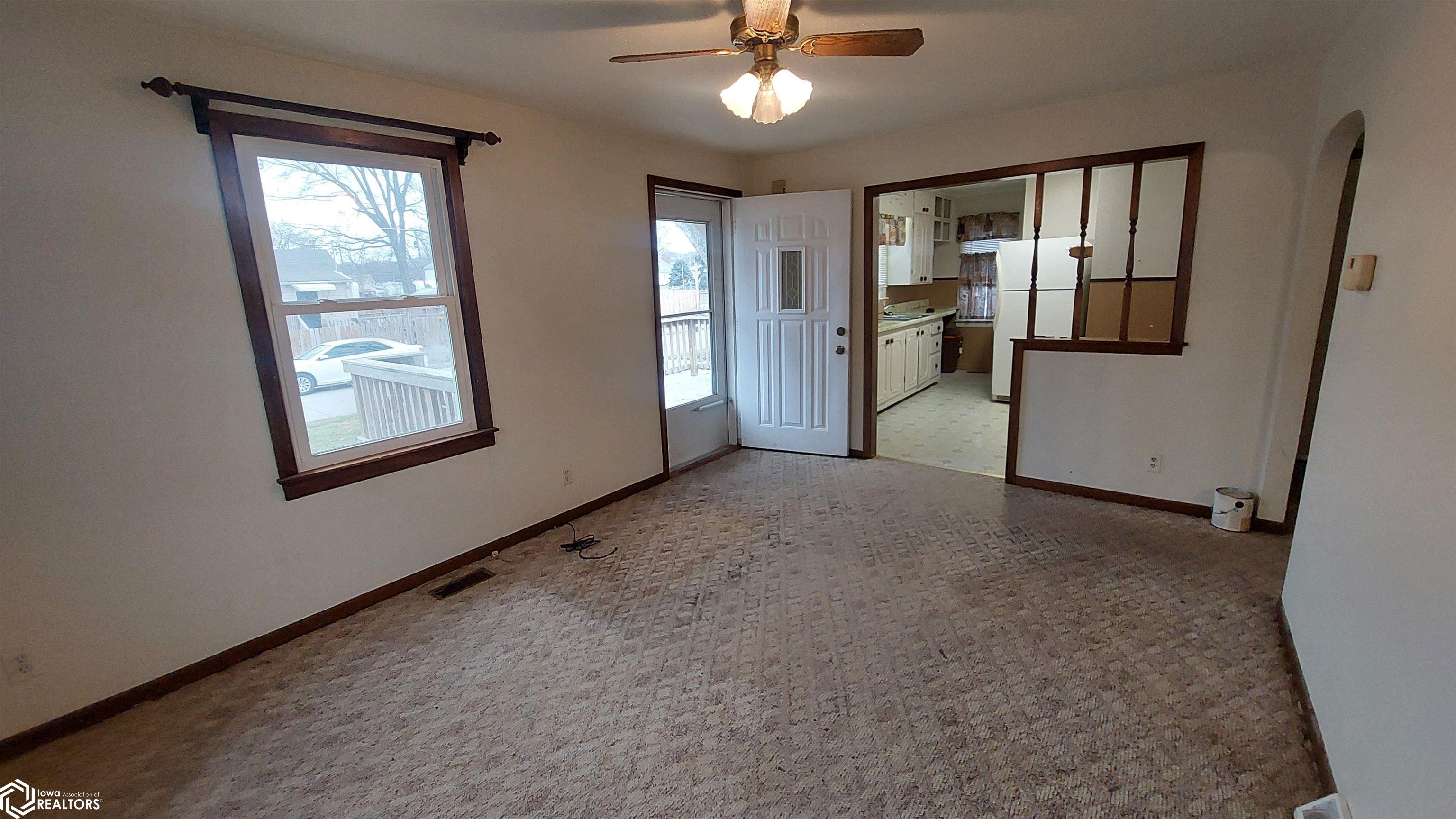 211 W 4th Street, Red Oak, Iowa image 3