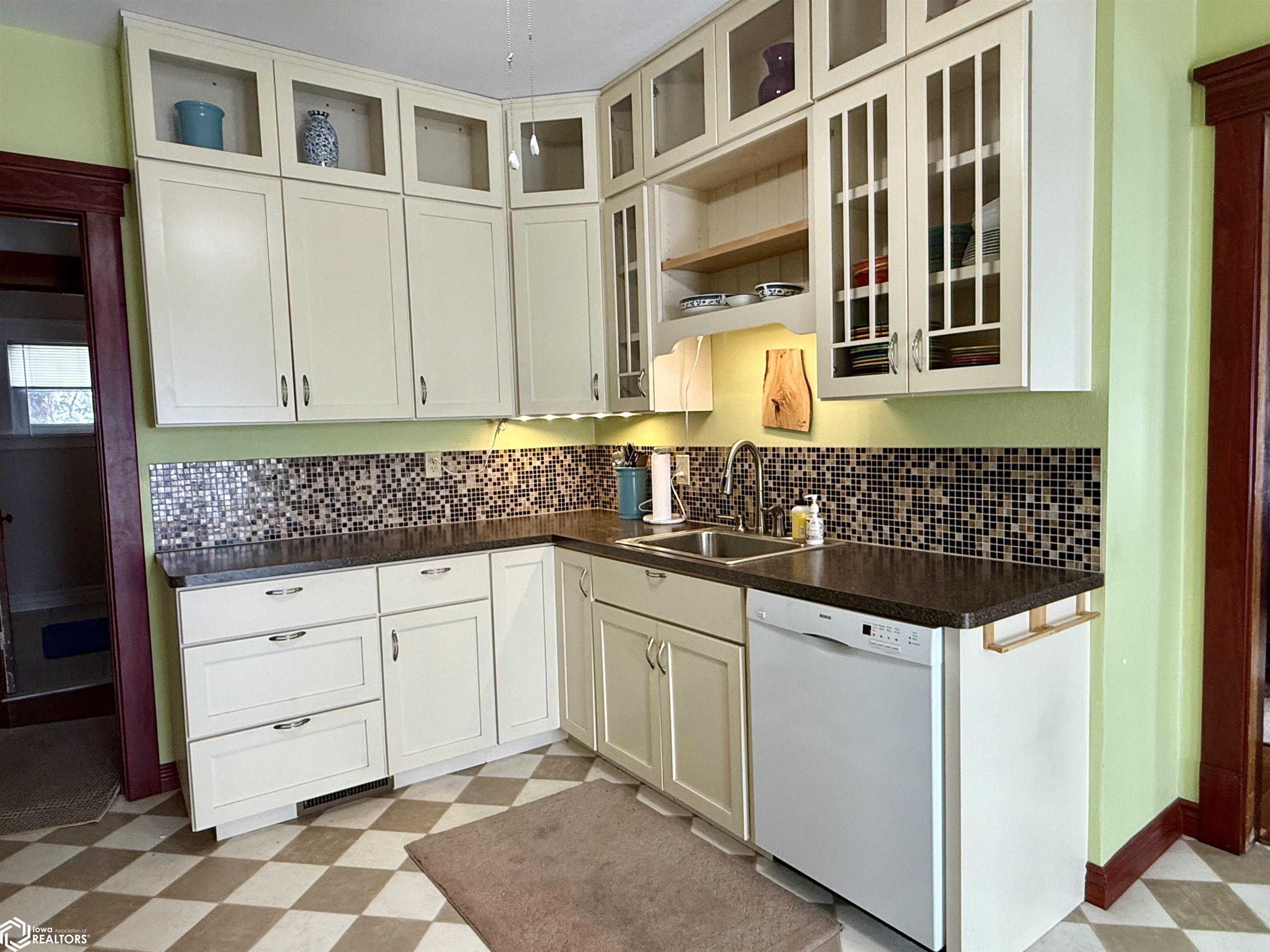 612 S Vine, Jefferson, Iowa image 20