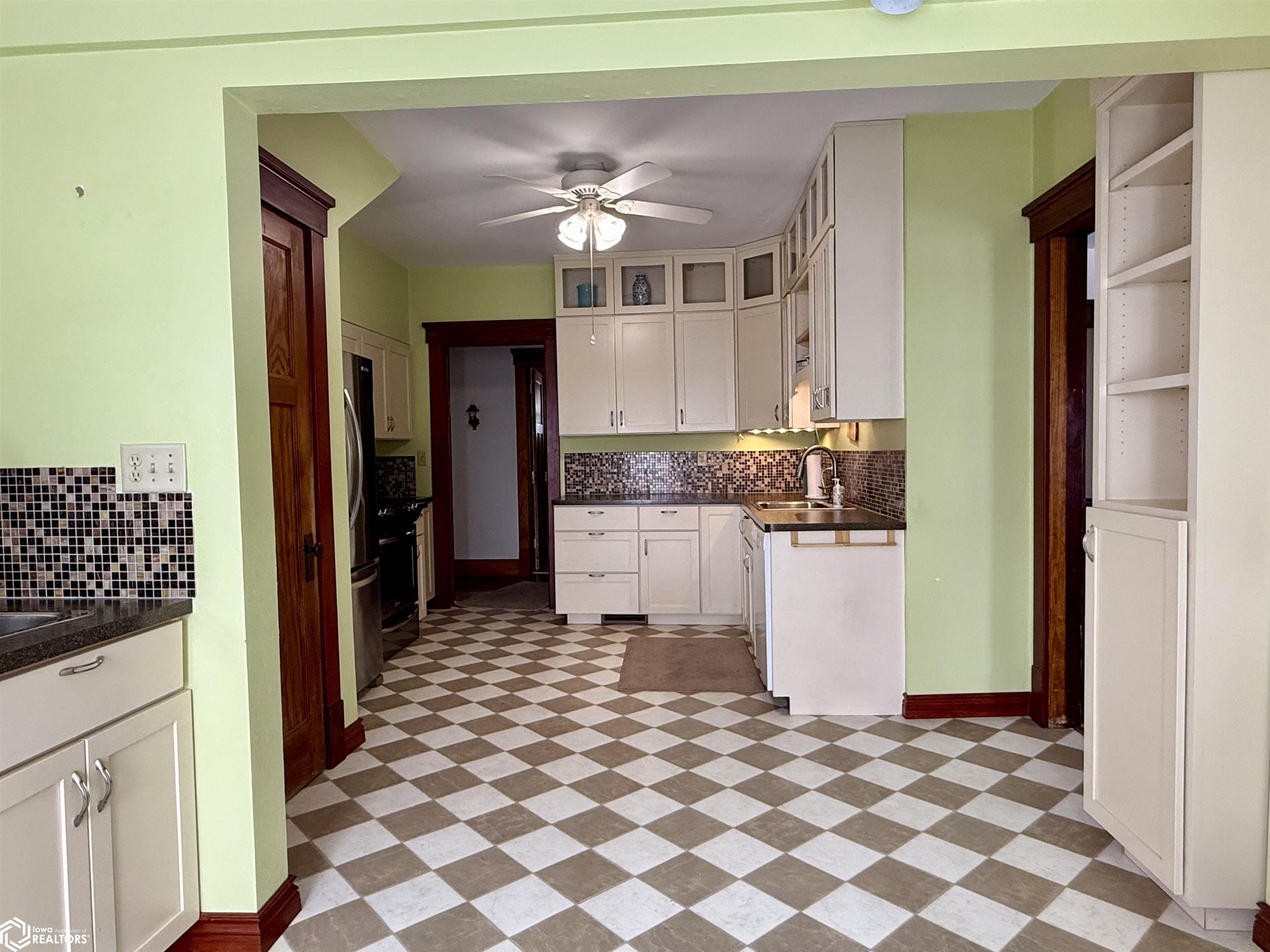 612 S Vine, Jefferson, Iowa image 21