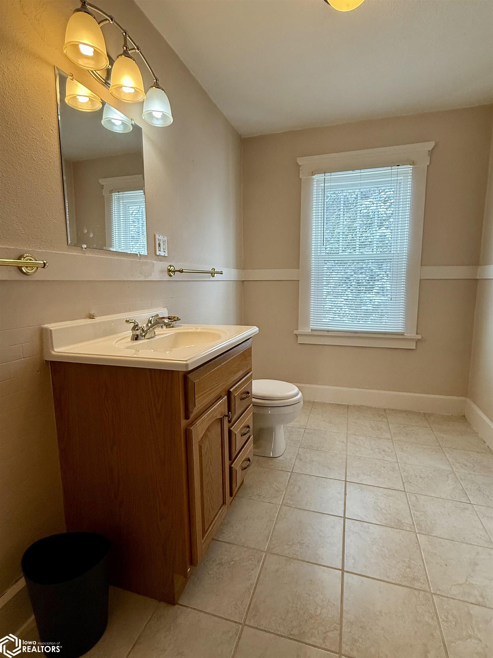 612 S Vine, Jefferson, Iowa image 34