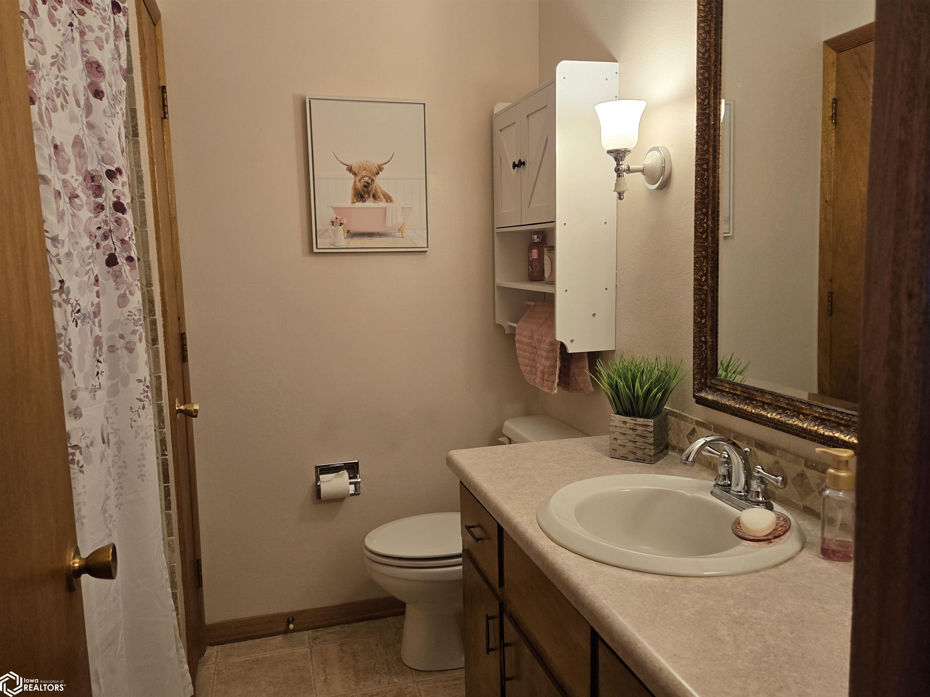 108 Meadow Lane, Iowa Falls, Iowa image 11