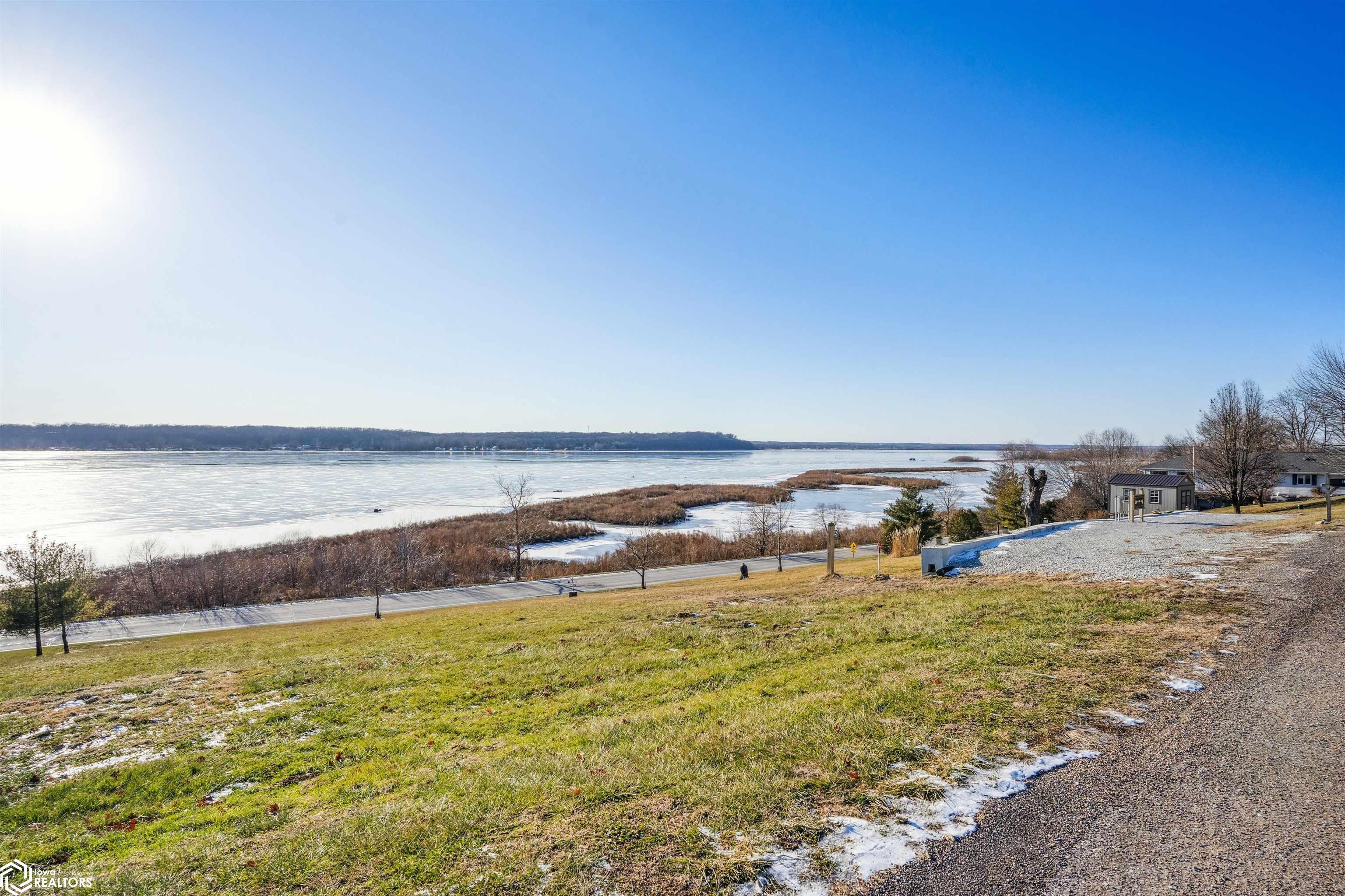 2 Riverview Drive, Nauvoo, Illinois image 1