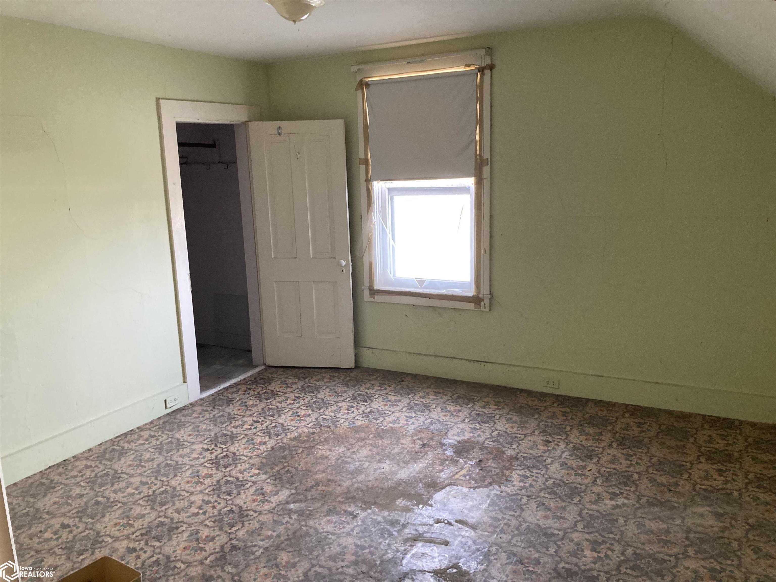 1417 Mount Pleasant Street, Burlington, Iowa image 13