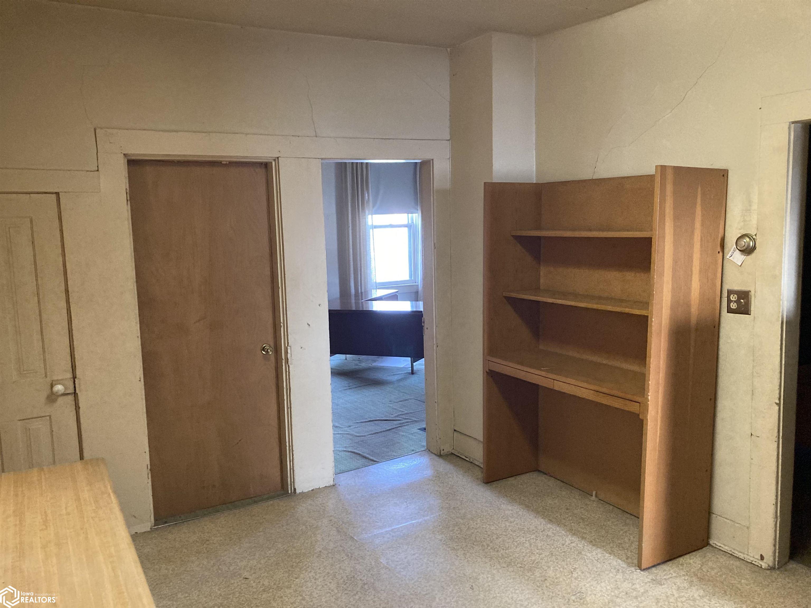 1417 Mount Pleasant Street, Burlington, Iowa image 6
