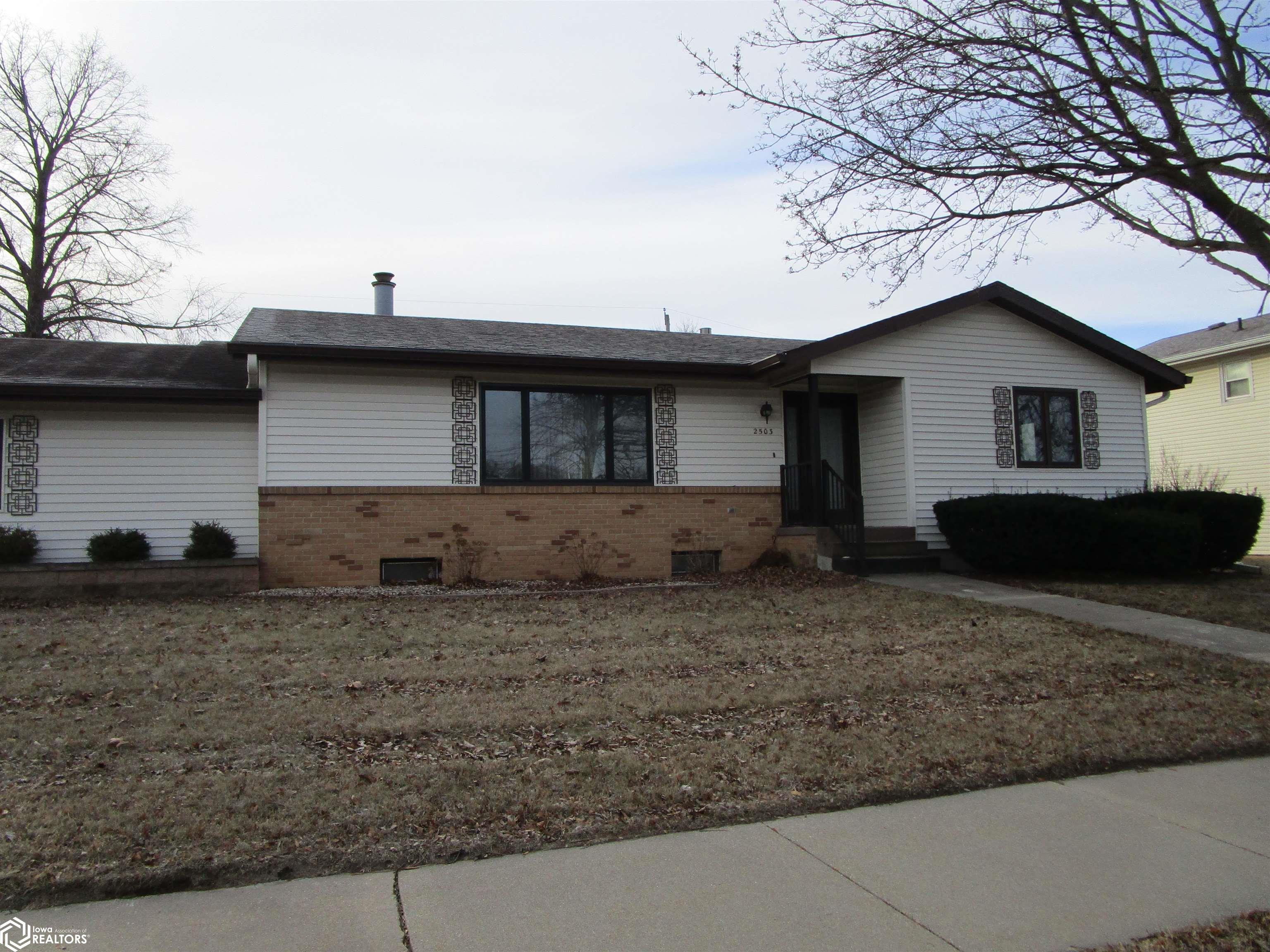 2503 Sunset, Iowa Falls, Iowa image 1